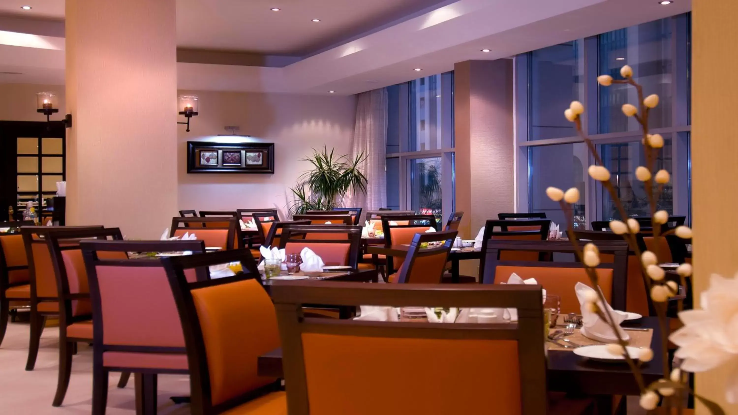 Restaurant/places to eat in Copthorne Downtown by Millennium Restaurant/places to eat in Copthorne Downtown by Millennium