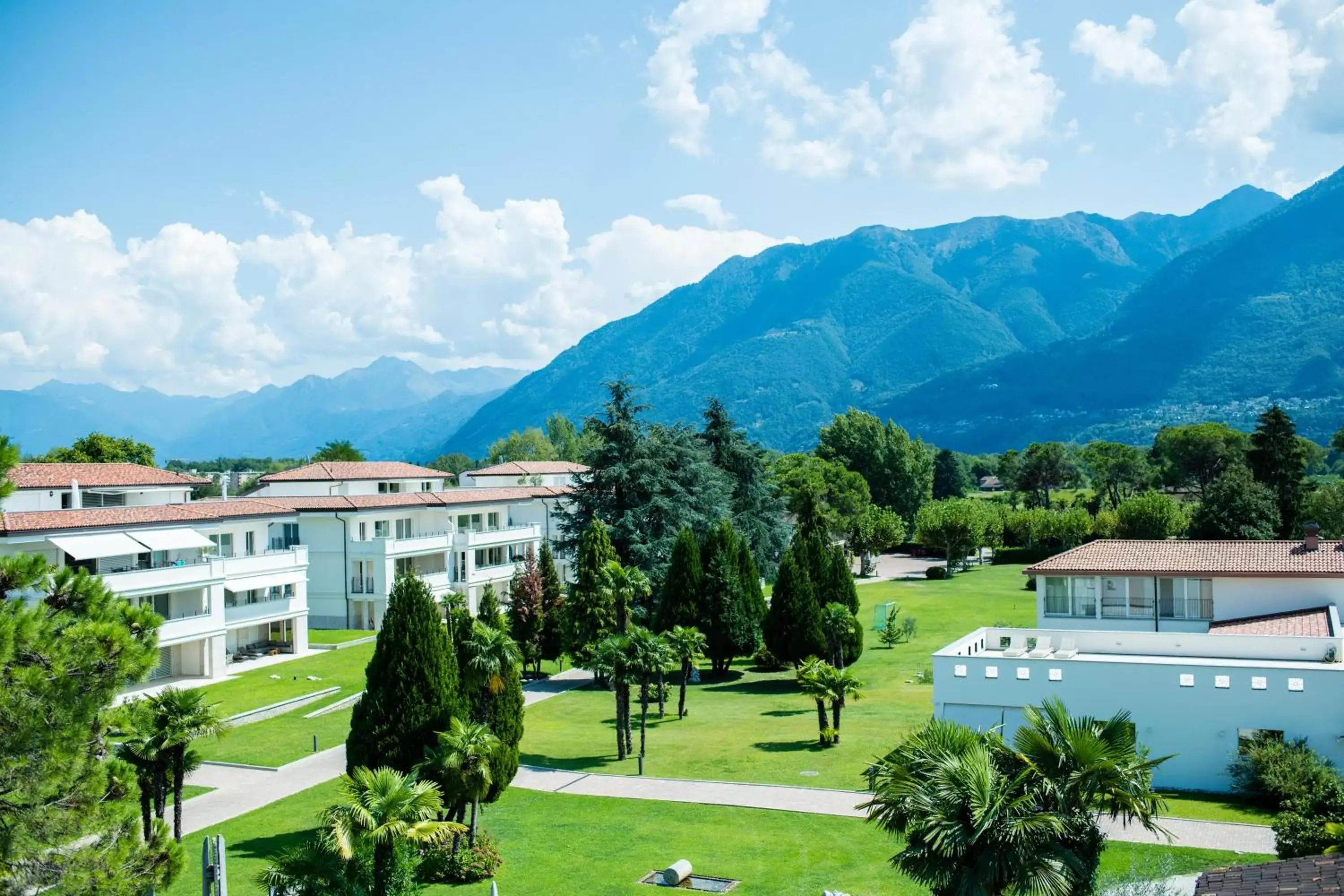 Garden, Mountain View in Parkhotel Delta, Wellbeing Resort