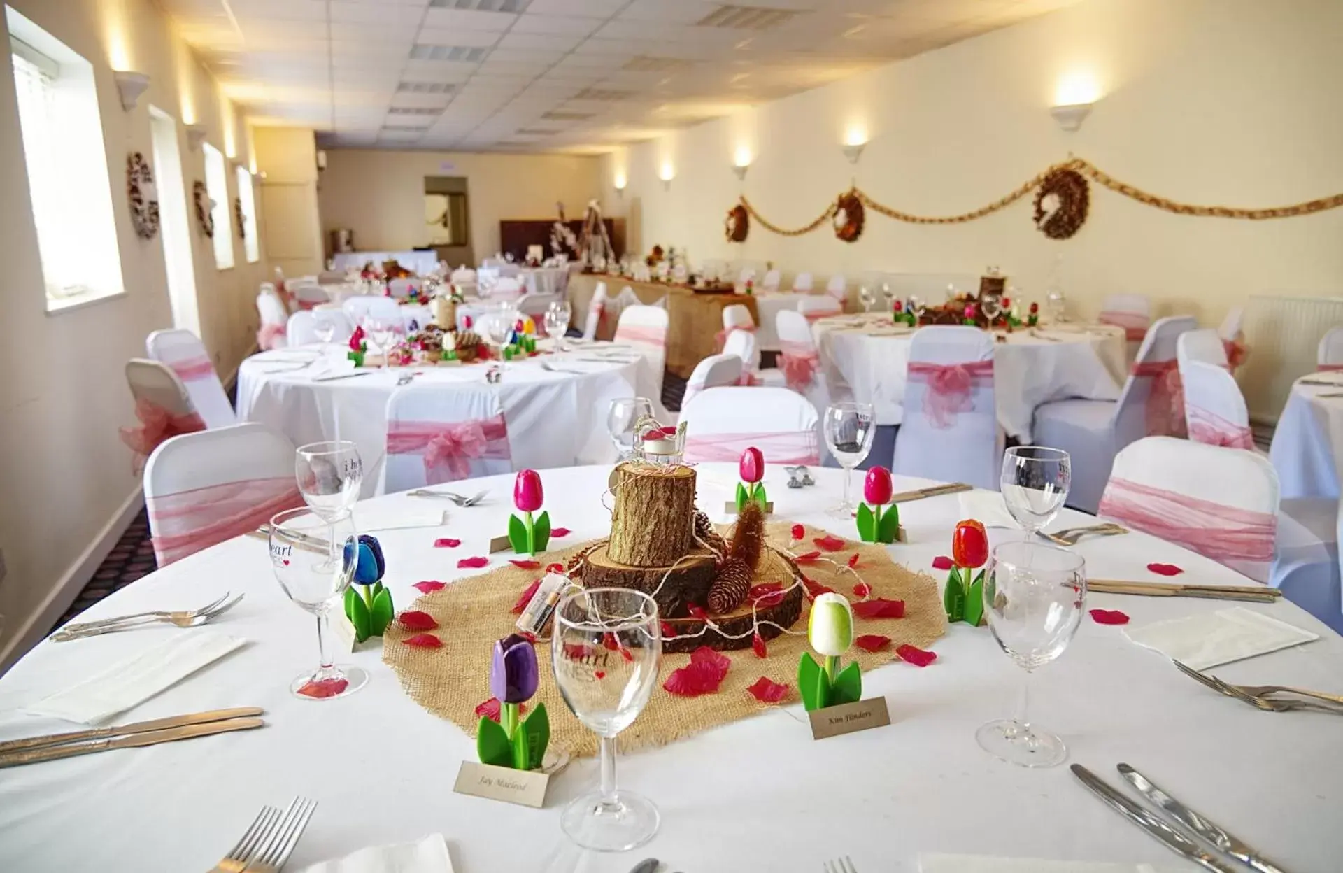Banquet/Function facilities, Restaurant/Places to Eat in New Inn Hotel