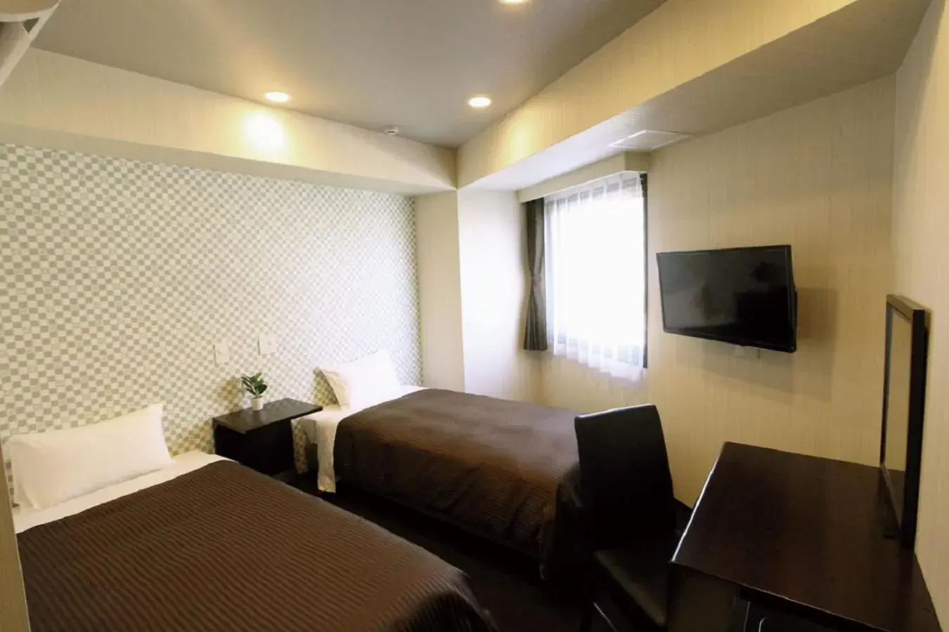 Bed in HOTEL LiVEMAX Nihonbashi Hakozaki