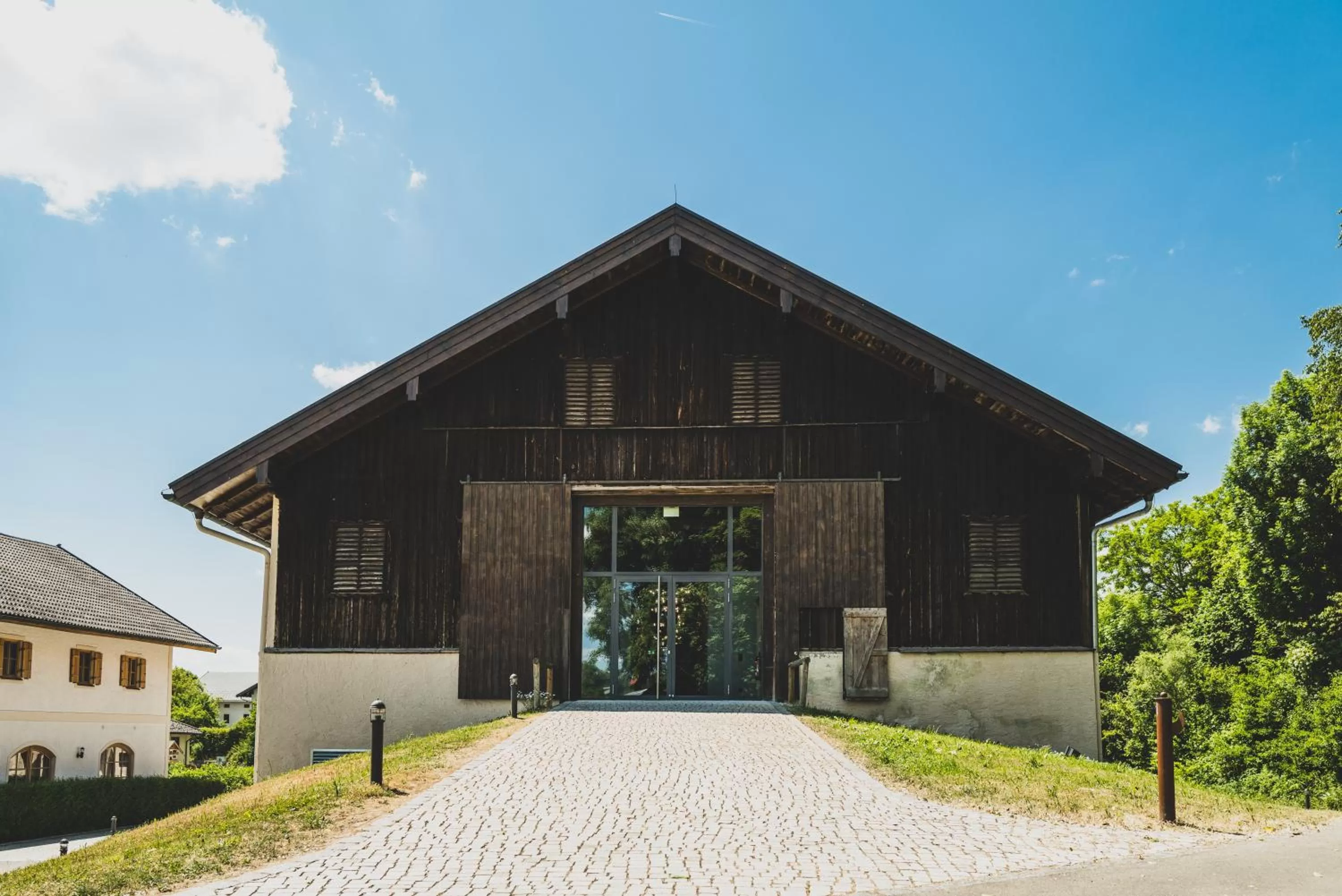 Property building in LANDHOTEL ALTE ZOLLSTATION- Historical Building