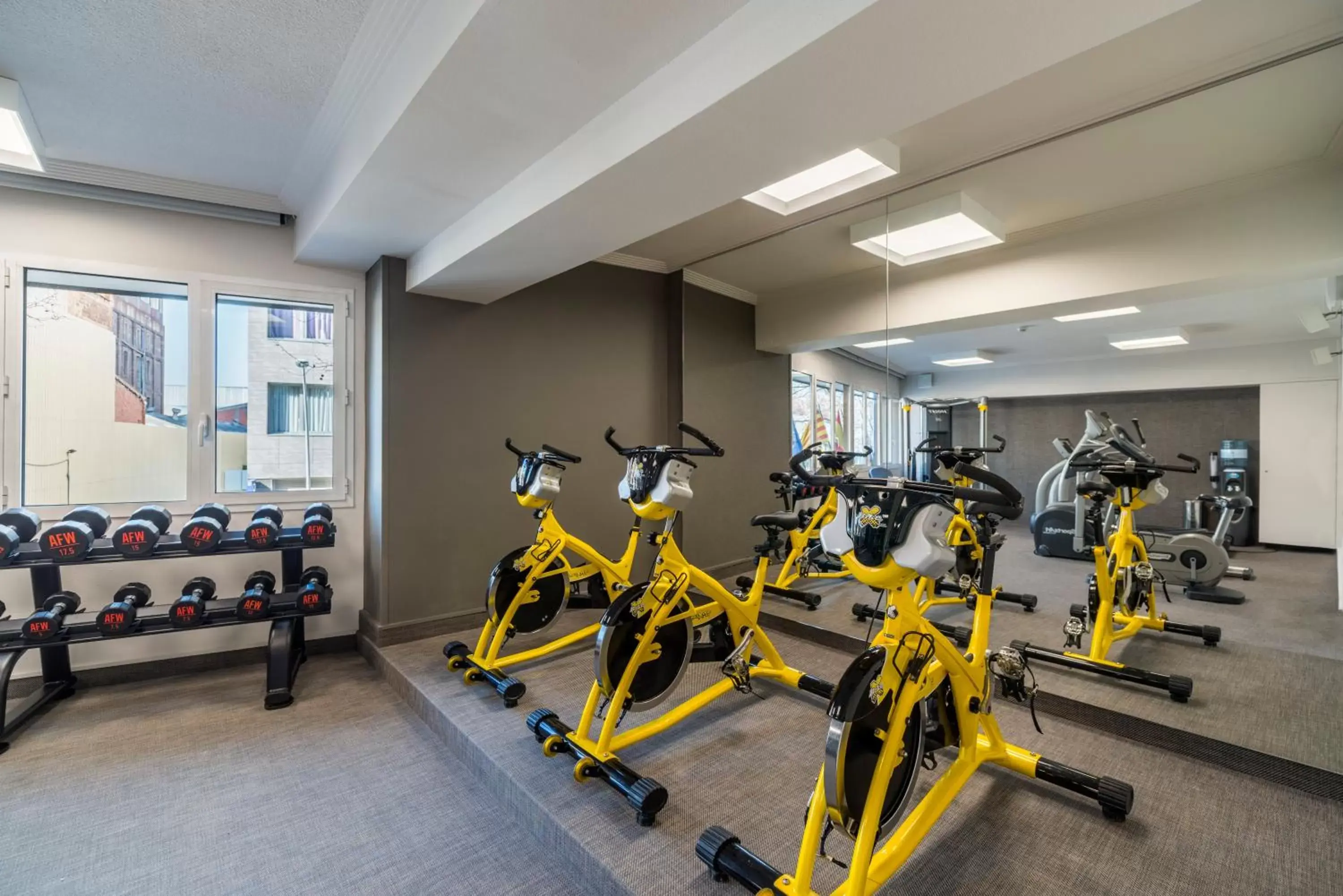 Fitness centre/facilities in Sallés Hotel Pere IV