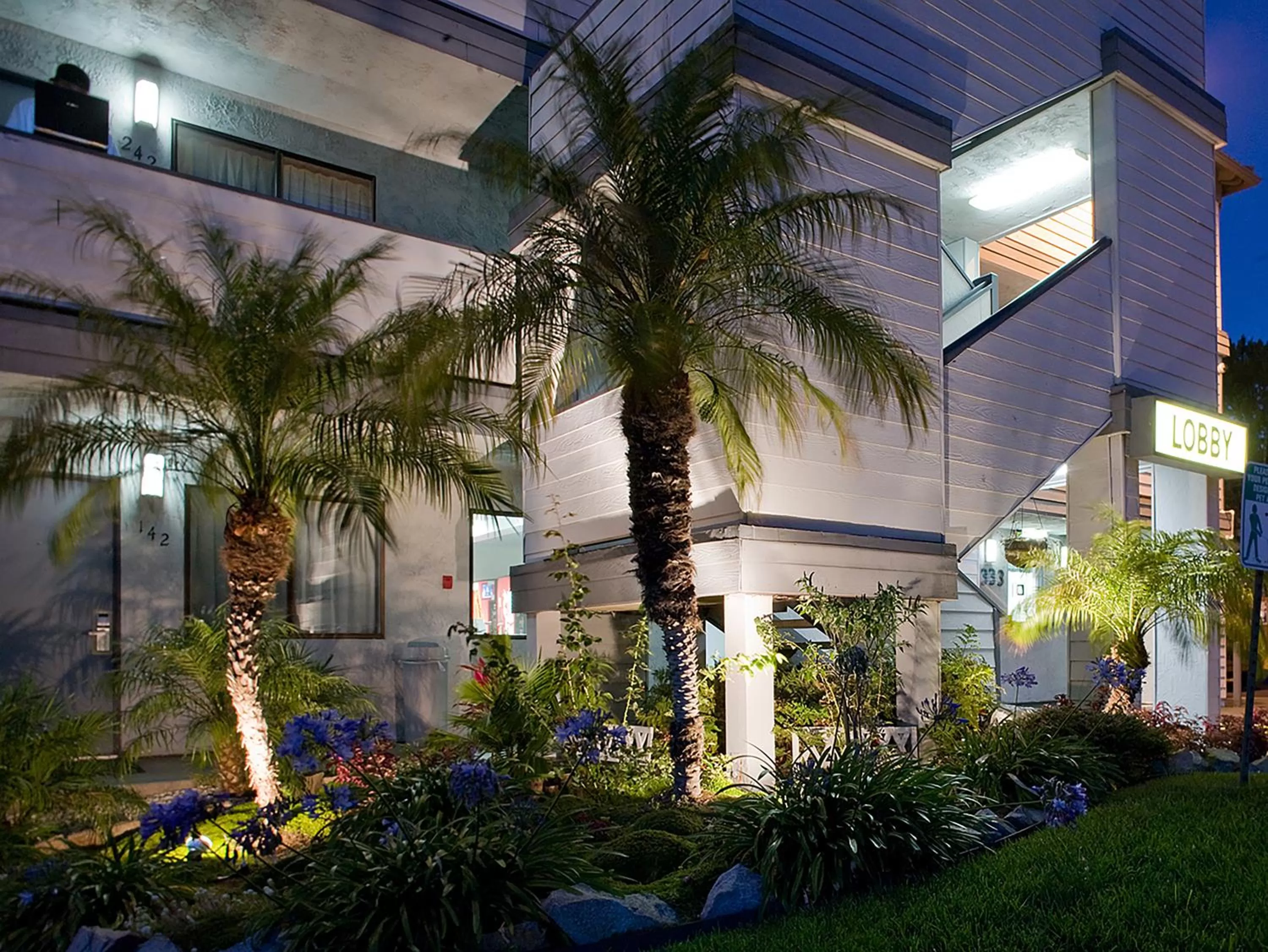 Facade/entrance in Heritage Inn San Diego