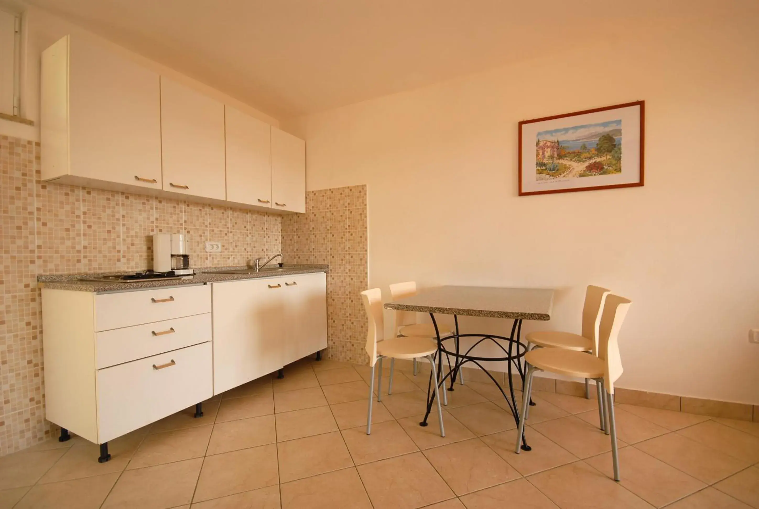 Kitchen or kitchenette, Kitchen/Kitchenette in Horizont Resort