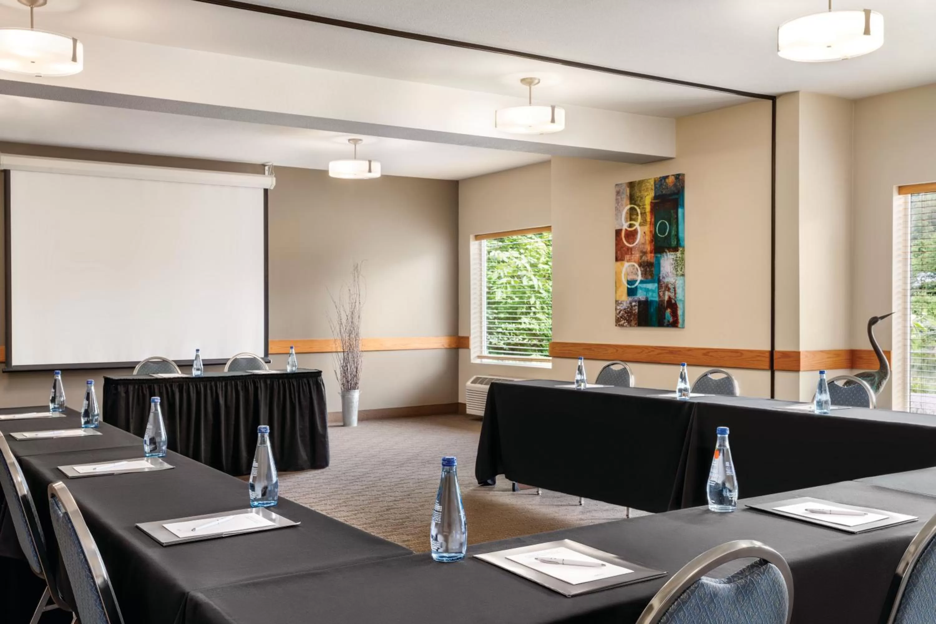 Meeting/conference room in Radisson Hotel Portland Airport