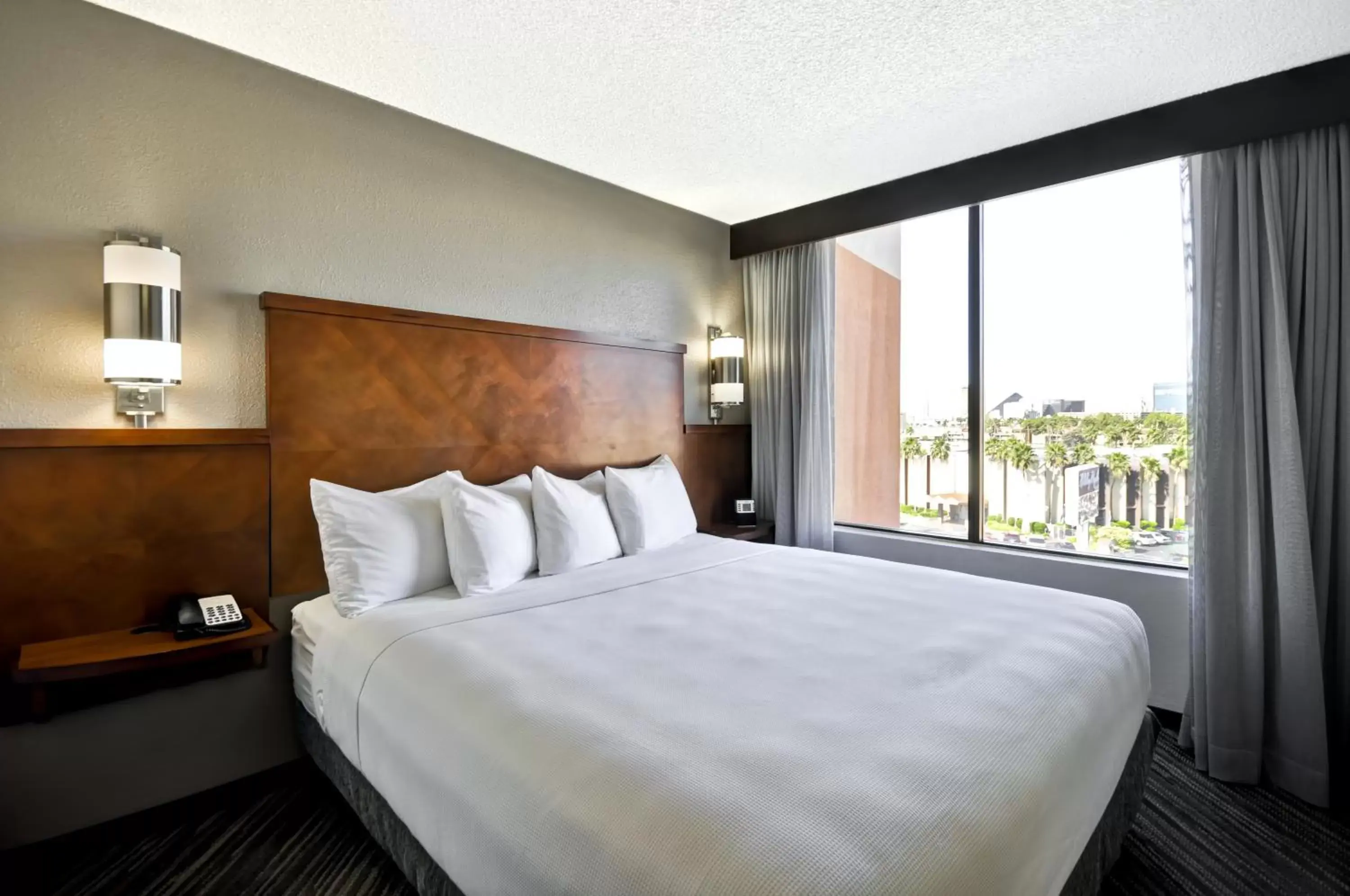 King Room with Sofa Bed - High Floor in Hyatt Place Las Vegas