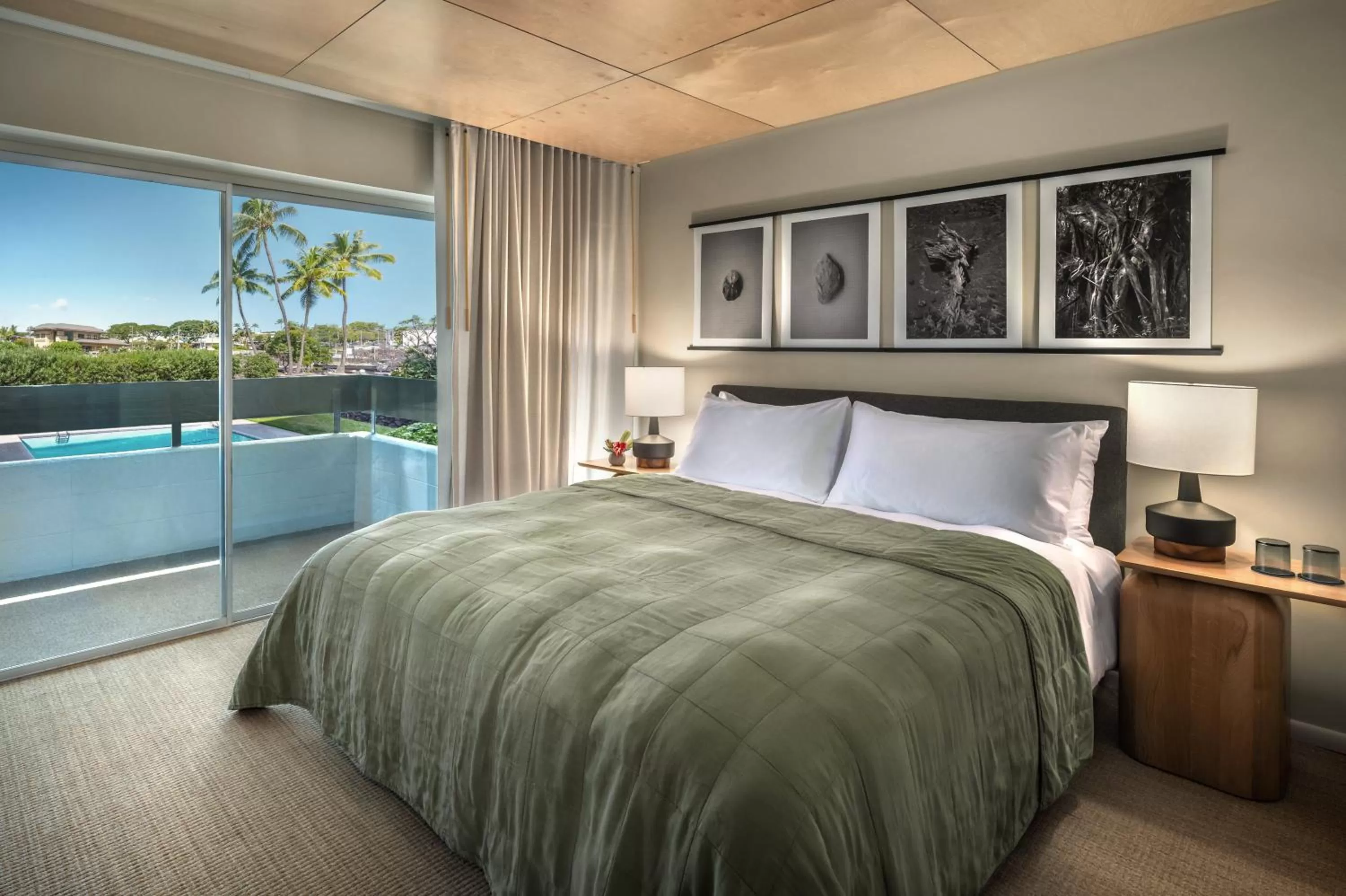 Photo of the whole room, Bed in PACIFIC 19 Kona