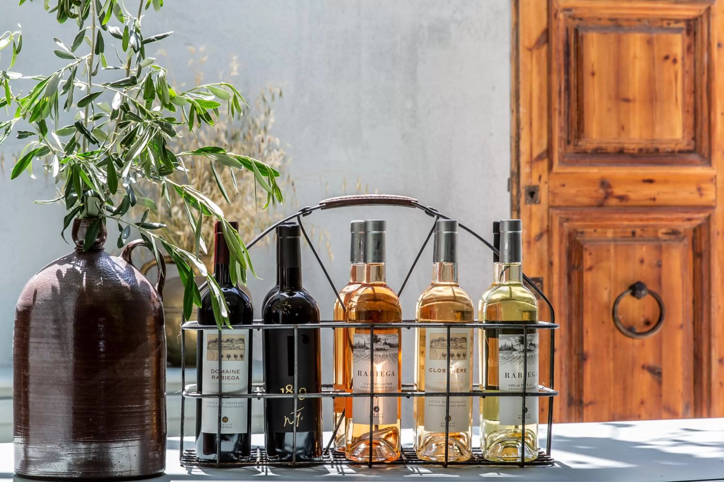 Drinks in Domaine Rabiega - Vineyard and Boutique hotel