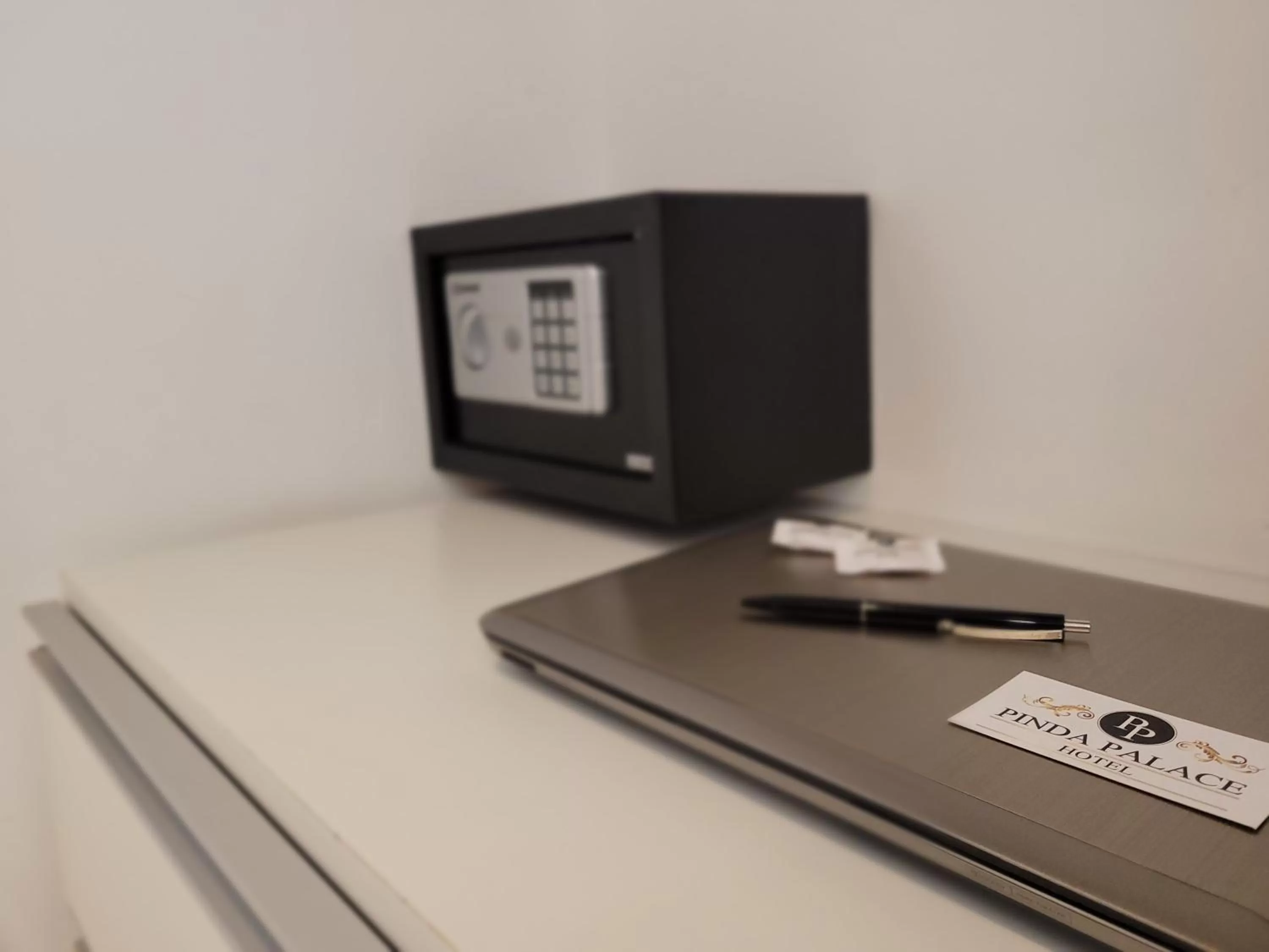 Decorative detail in Pinda Palace Hotel