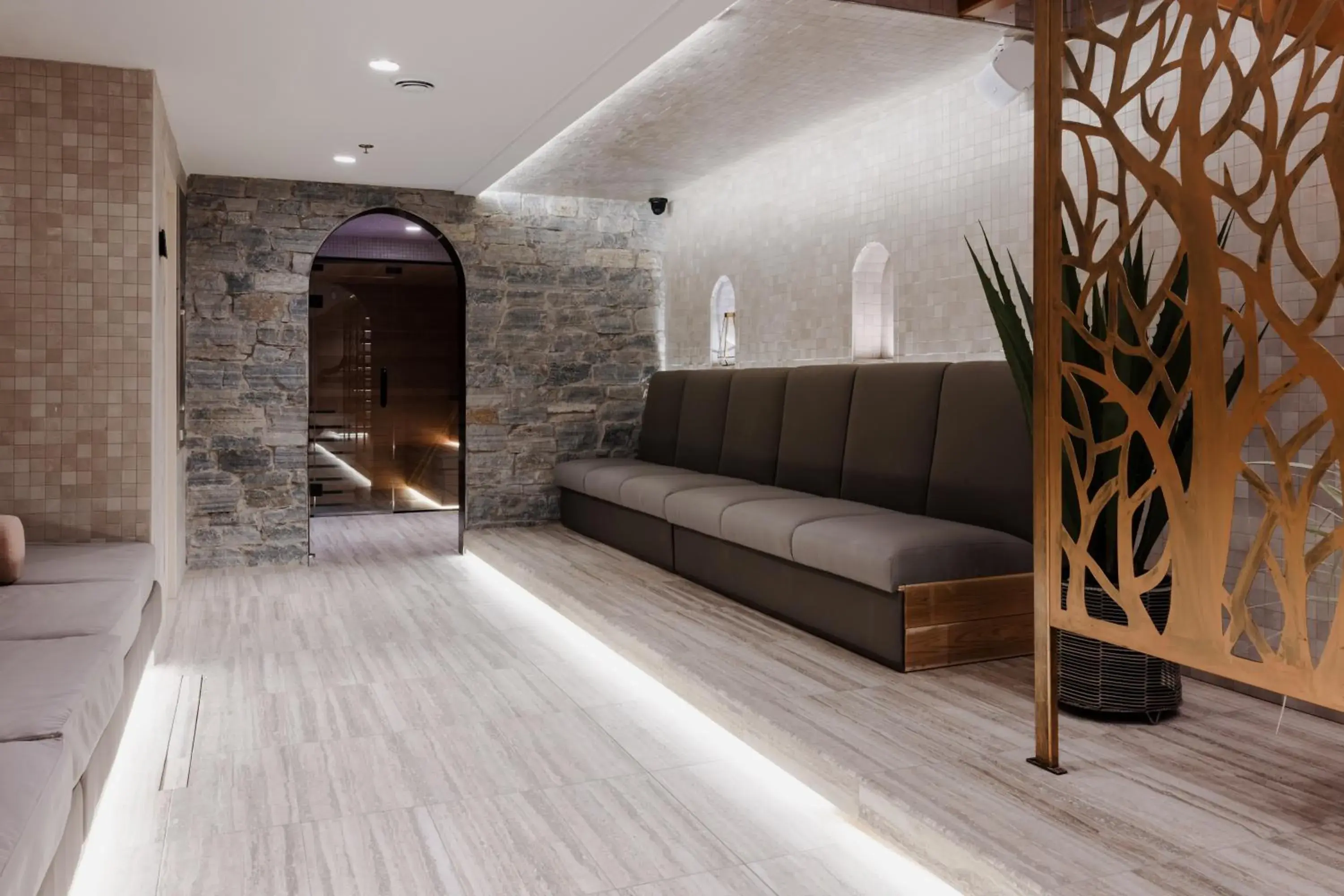 Spa and wellness centre/facilities, Seating Area in Auberge du Carre St-Louis
