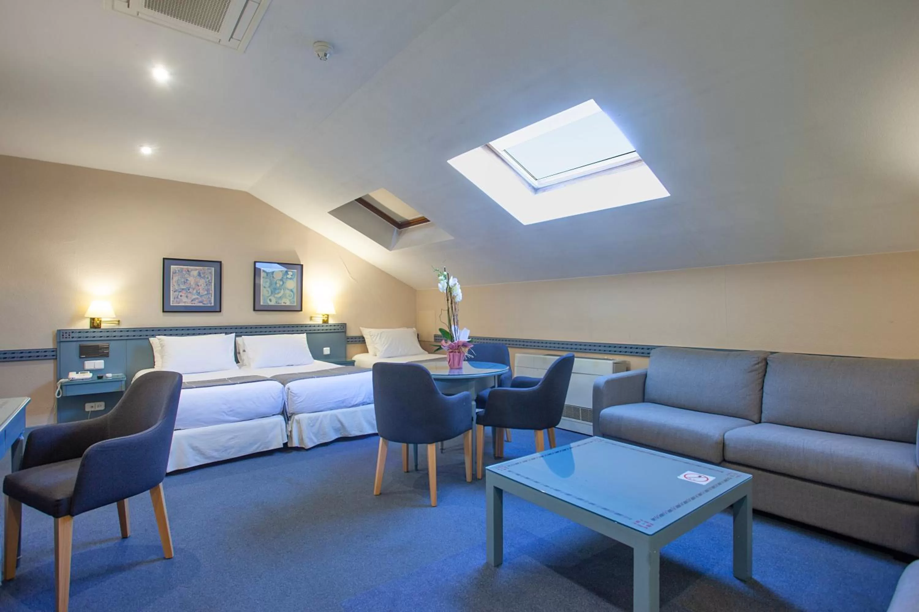 Bed in Espahotel Gran Vía