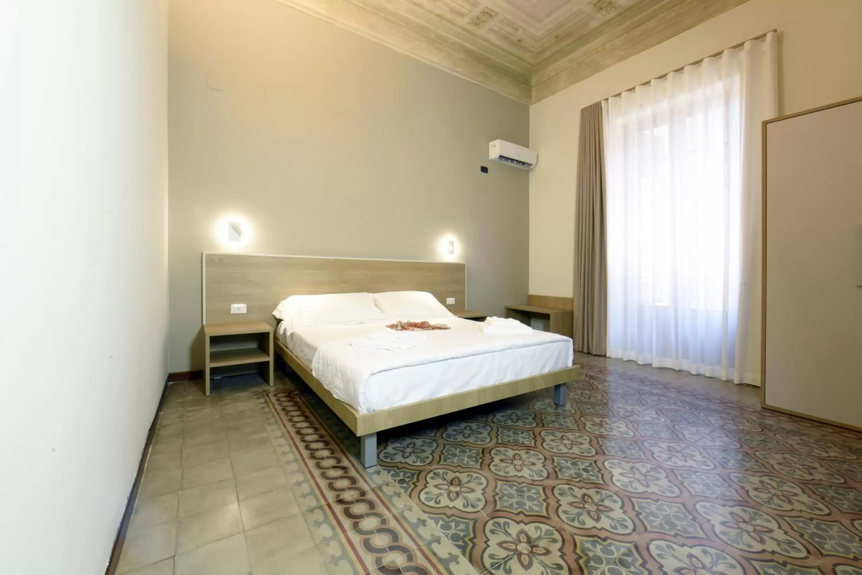 Bedroom, Bed in Hotel Roma 62
