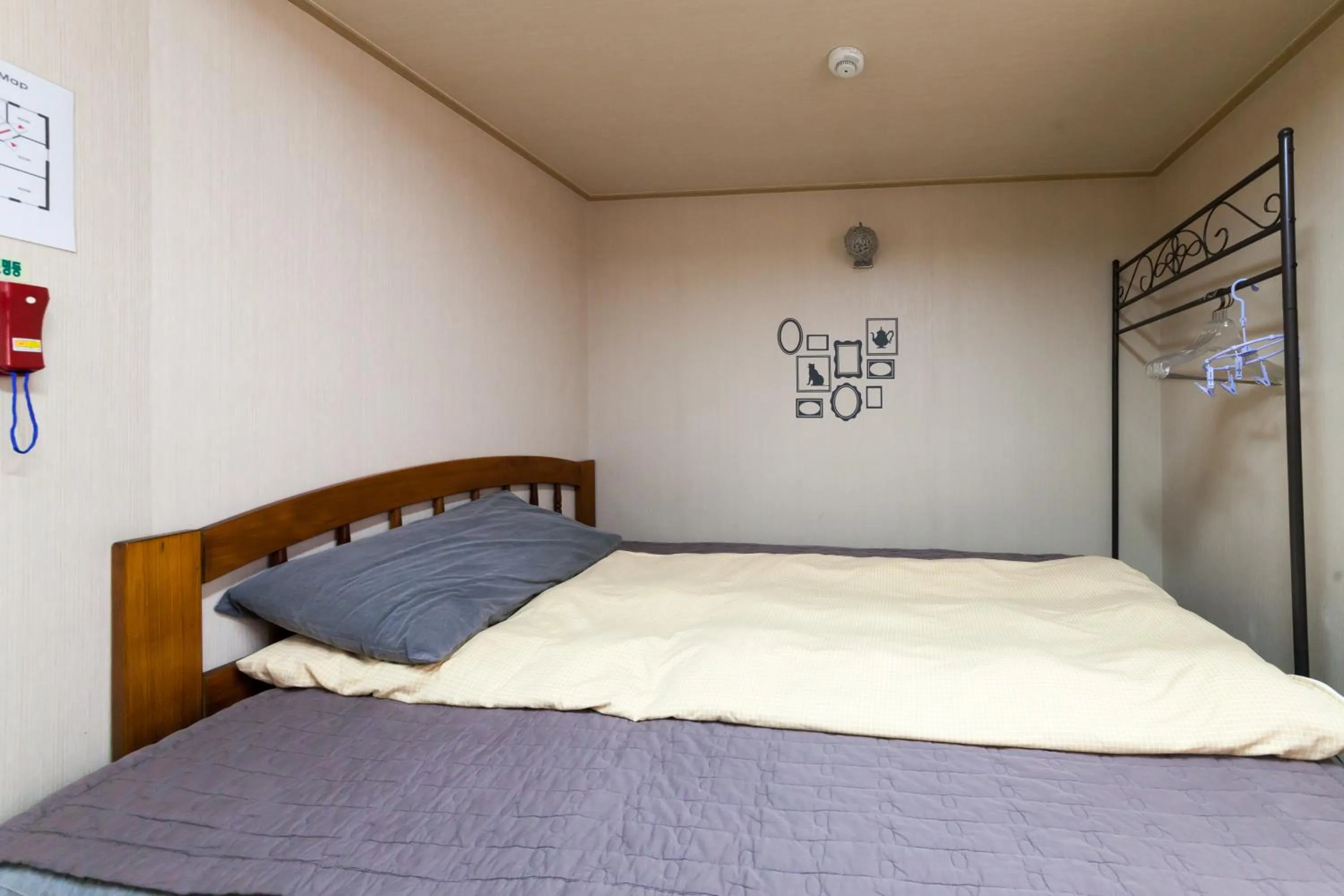 Bed in Yehadoye Guesthouse