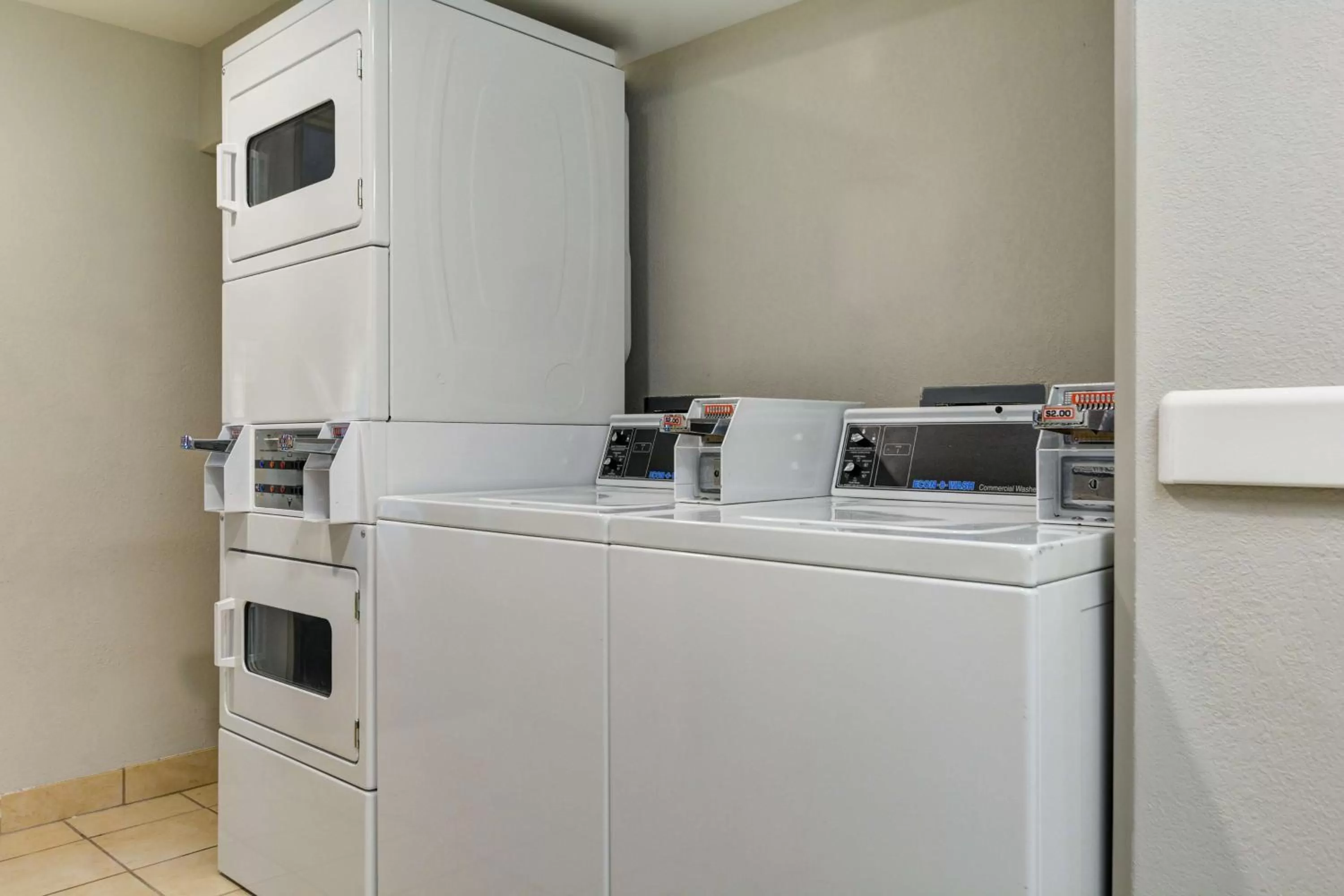 Property building in Hilton Garden Inn Jacksonville JTB/Deerwood Park