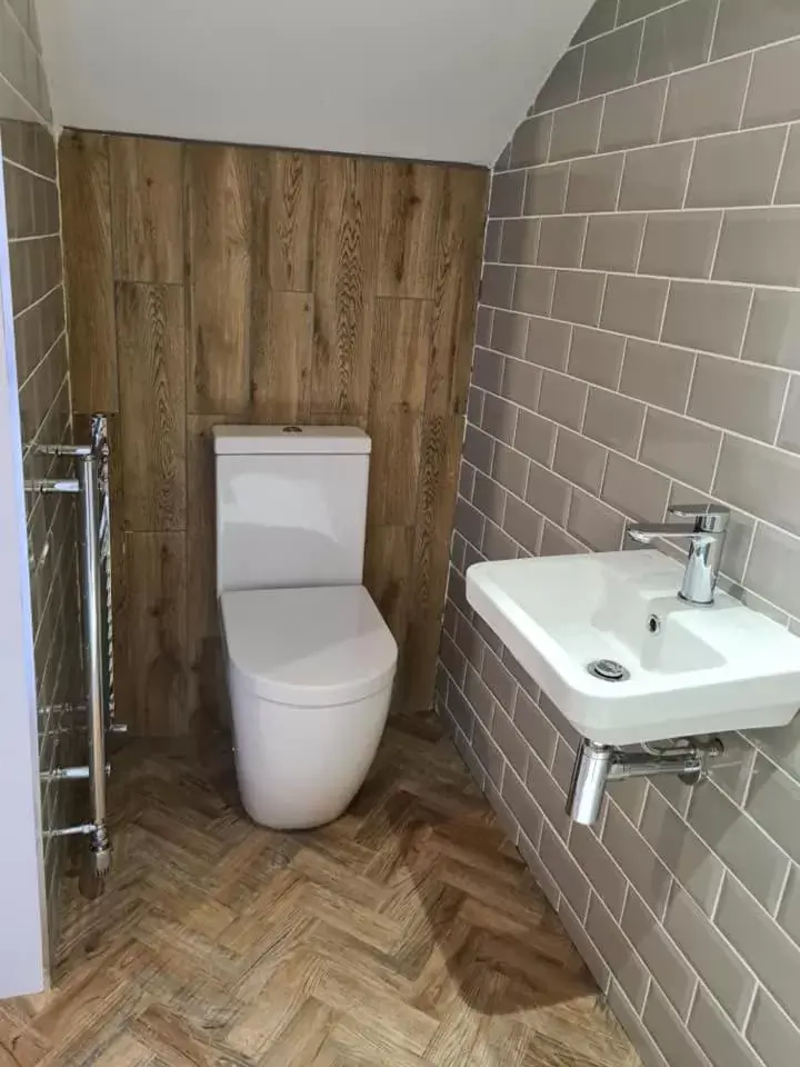 Bathroom in Sweeney Apartments & Rooms