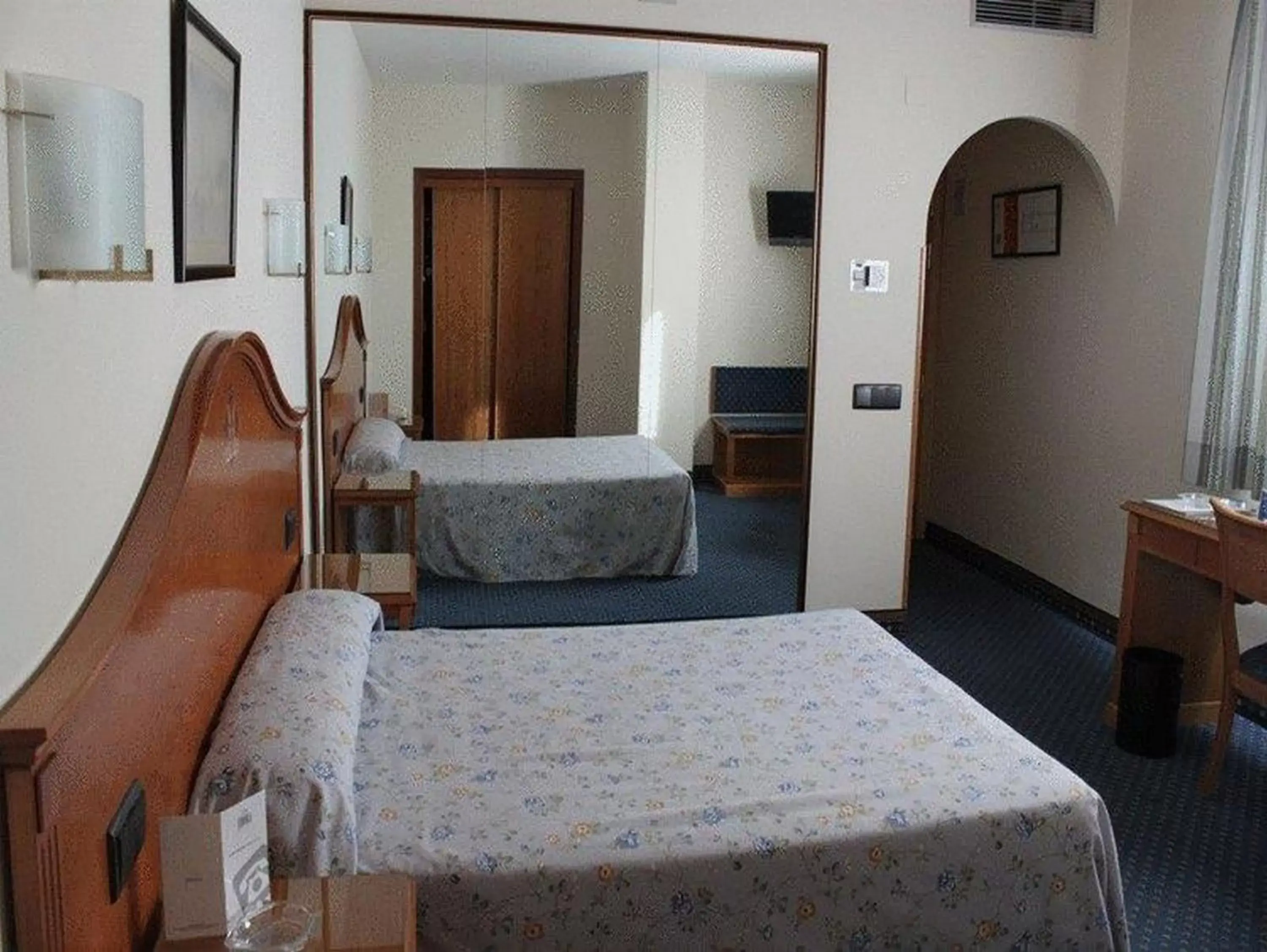 Photo of the whole room, Bed in Hotel Ébora by Vivere Stays Photo of the whole room, Bed in Hotel Ébora by Vivere Stays