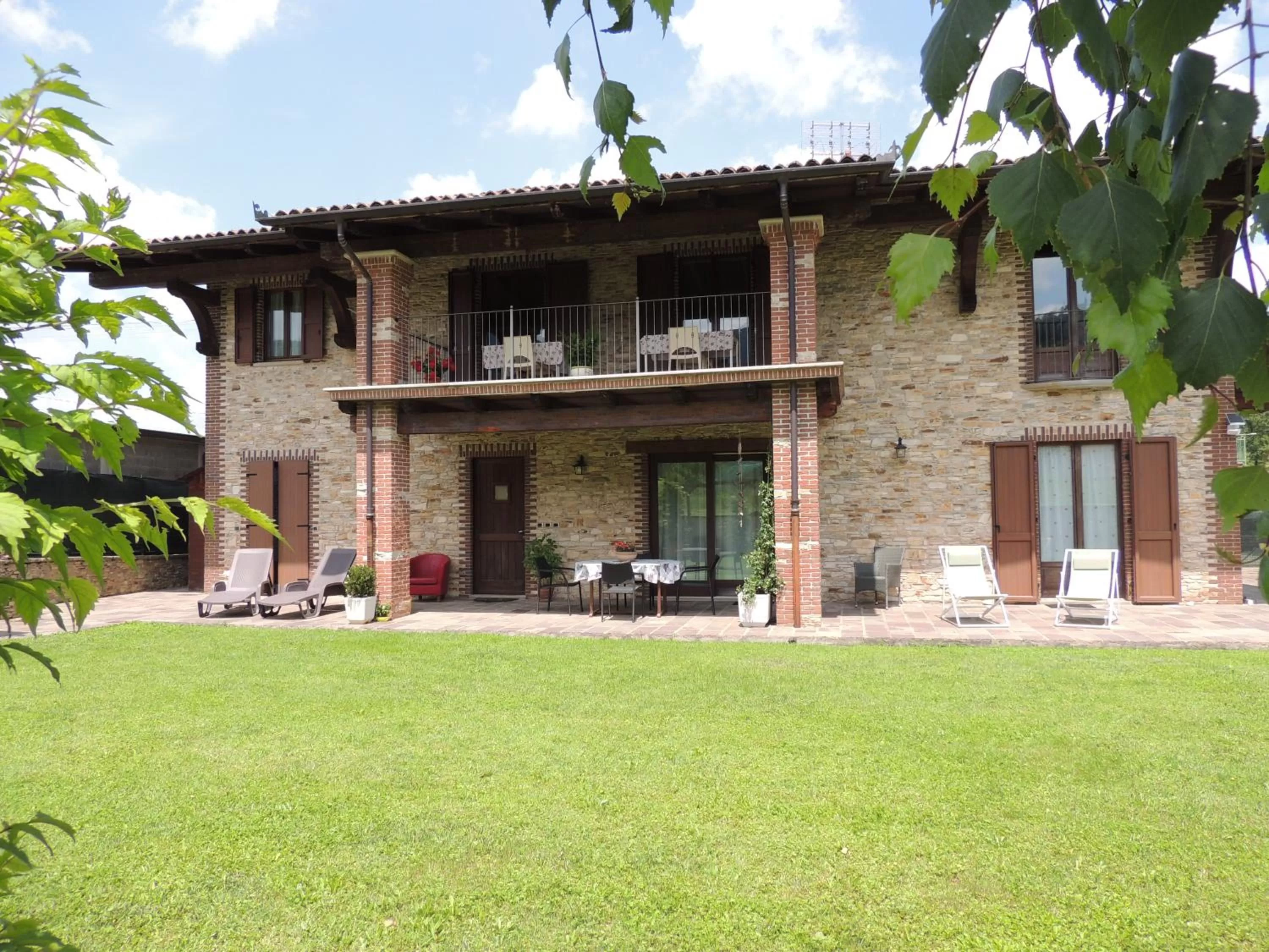 Property Building in B&B CASA BELLA COMBA