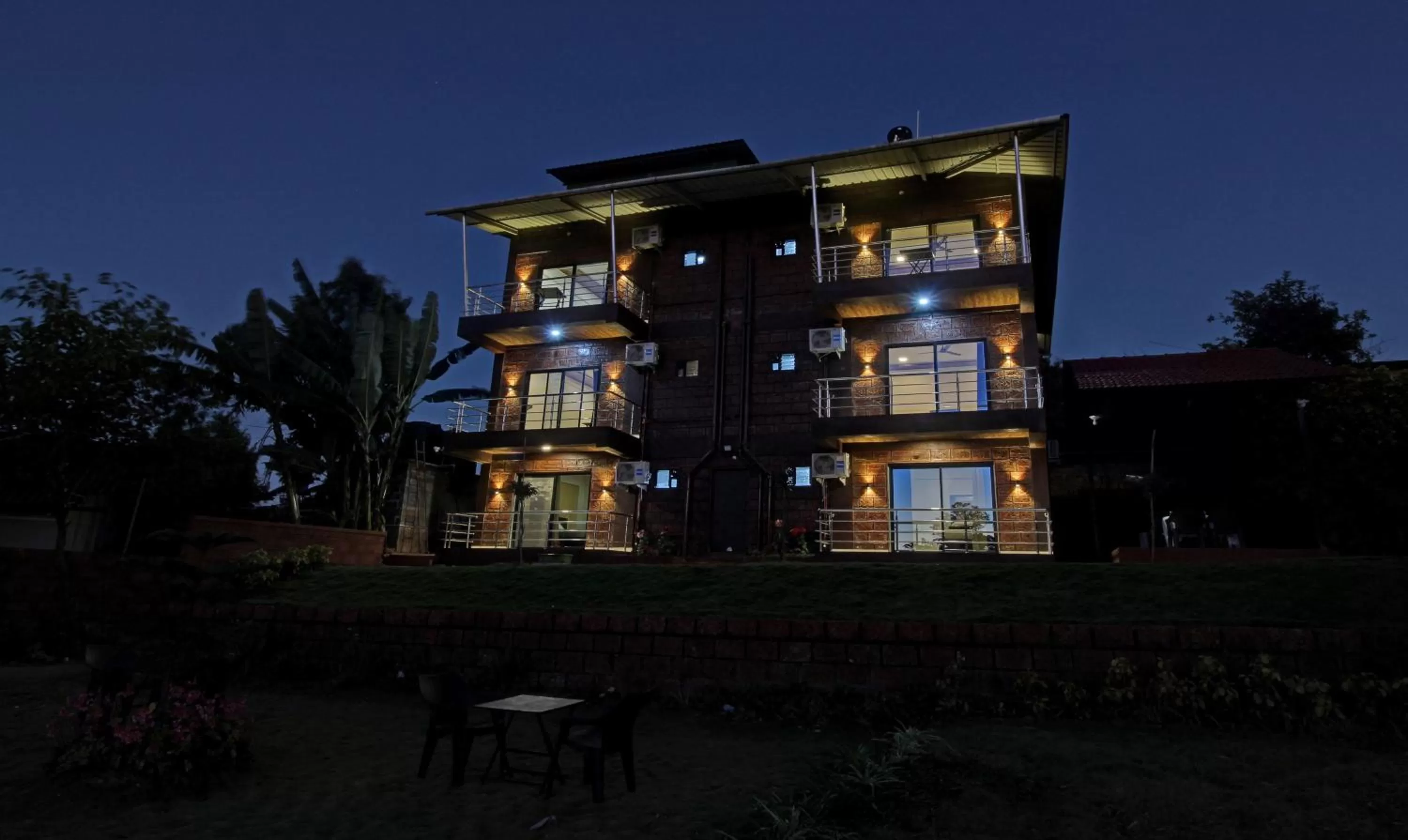 Property Building in Treebo Trend Raaya Regency