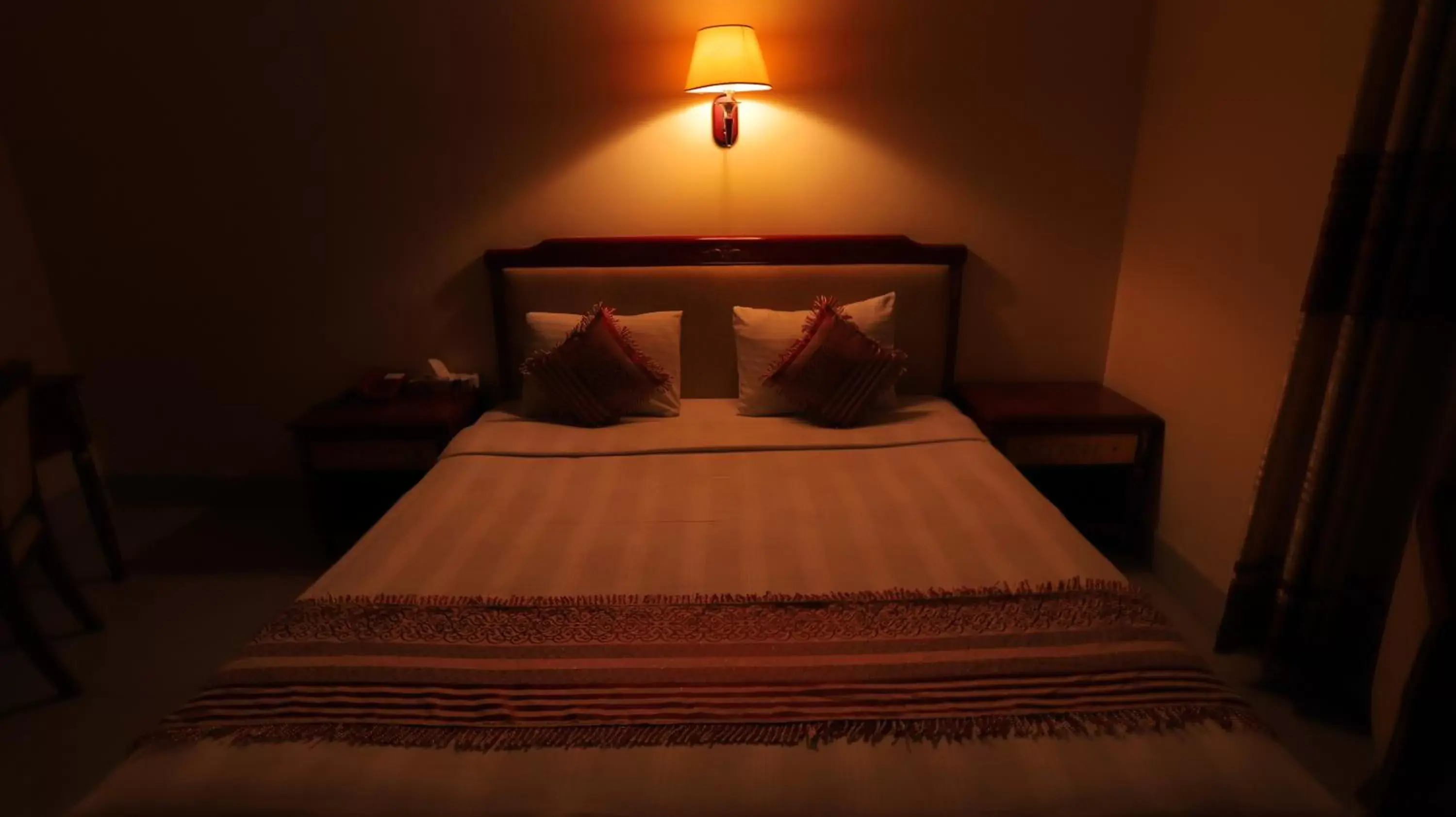 Bedroom, Bed in Hotel Metro International