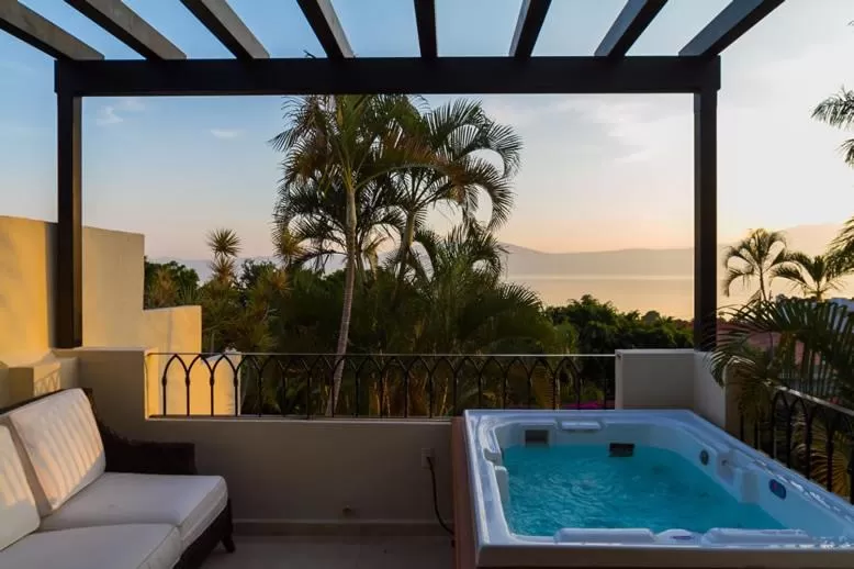 Bathroom in Hotel Lindo Ajijic Bed & Breakfast