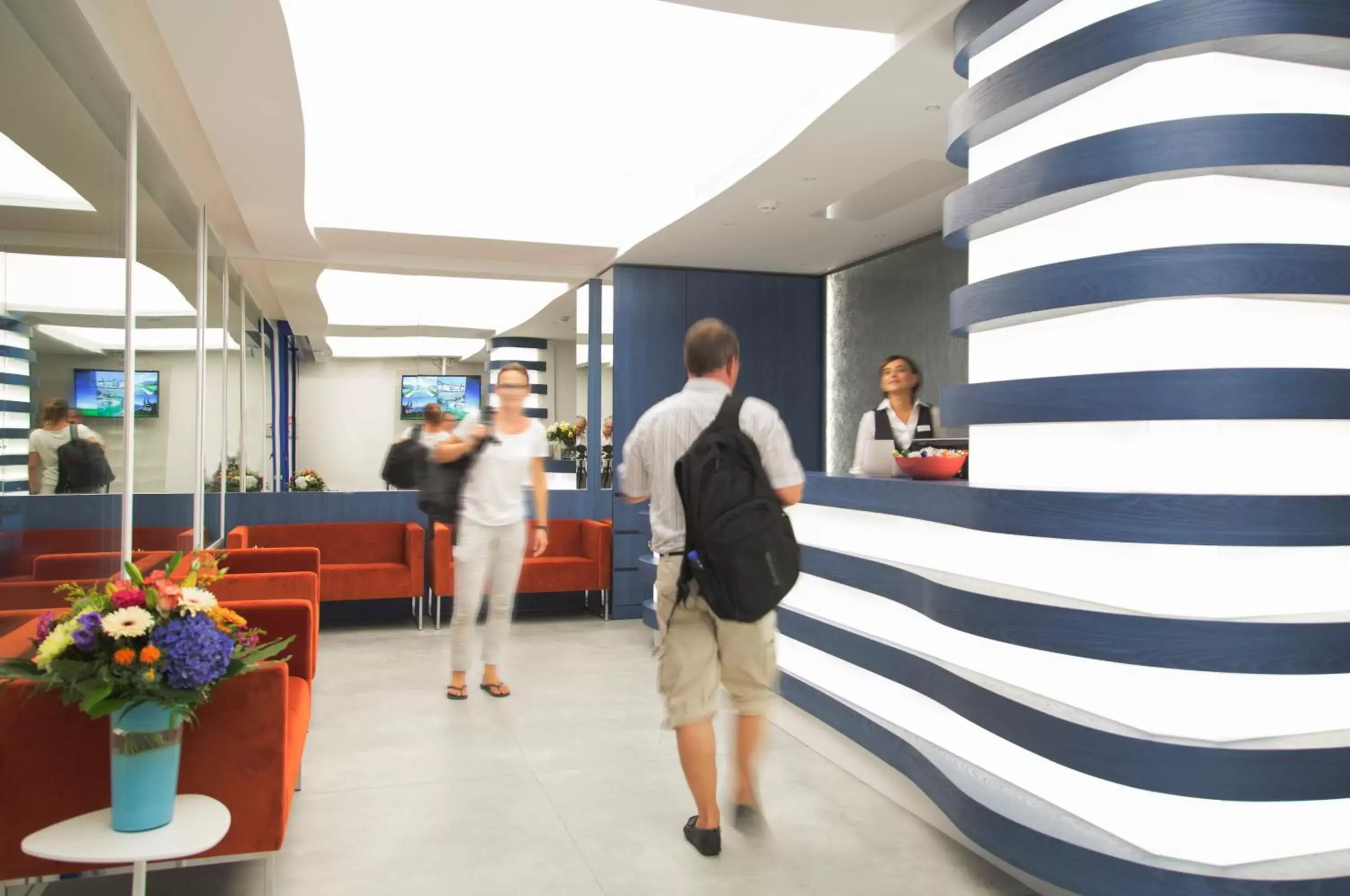 Lobby or reception in Hotel City Locarno Lobby or reception in Hotel City Locarno