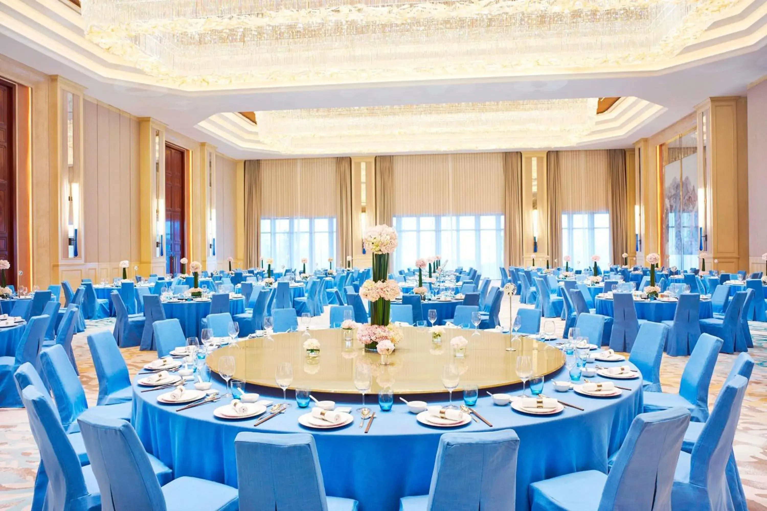 Meeting/conference room, Banquet Facilities in The Westin Zhujiajian Resort, Zhoushan