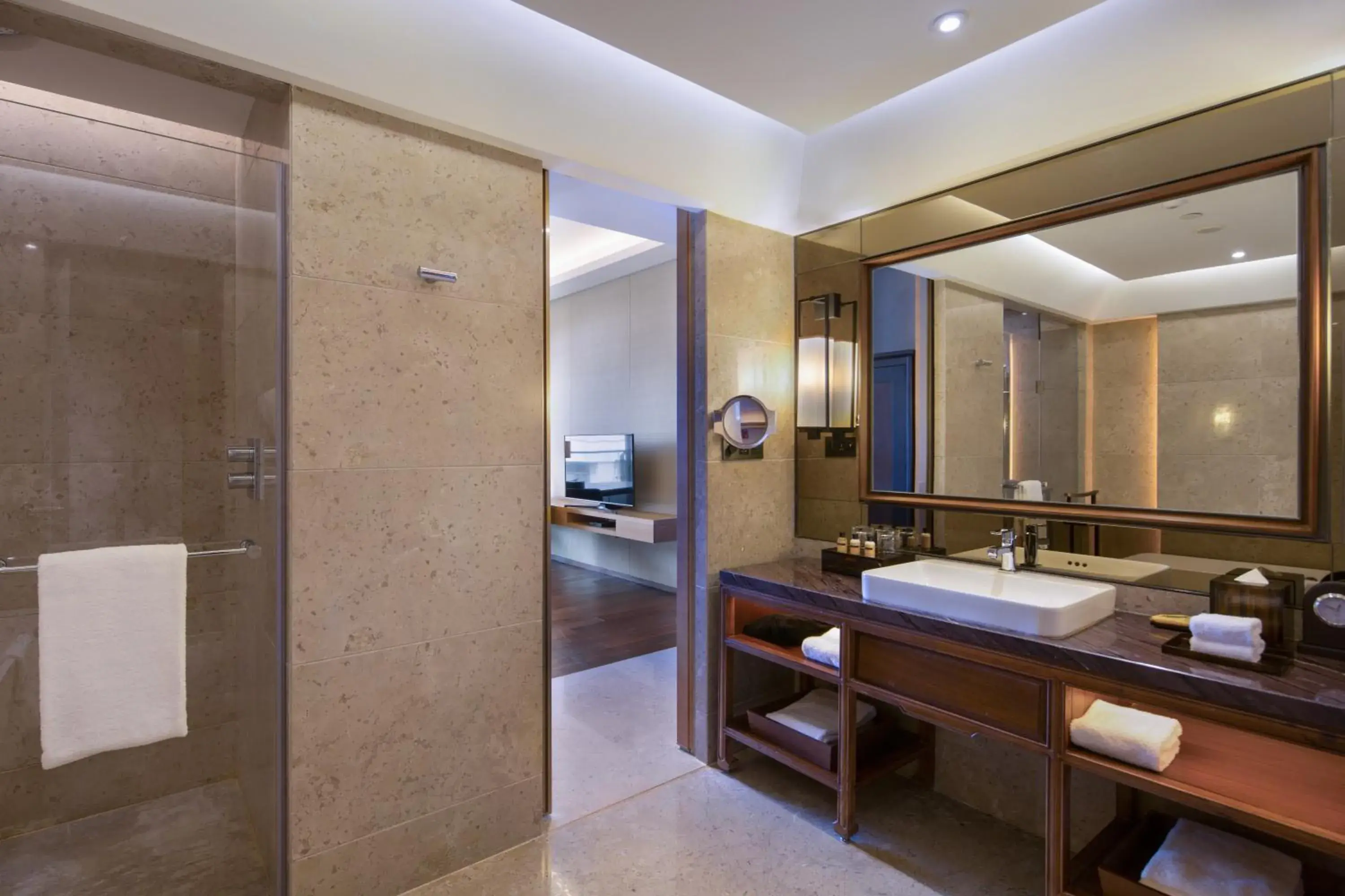 Bathroom in Hyatt Regency Xi'an