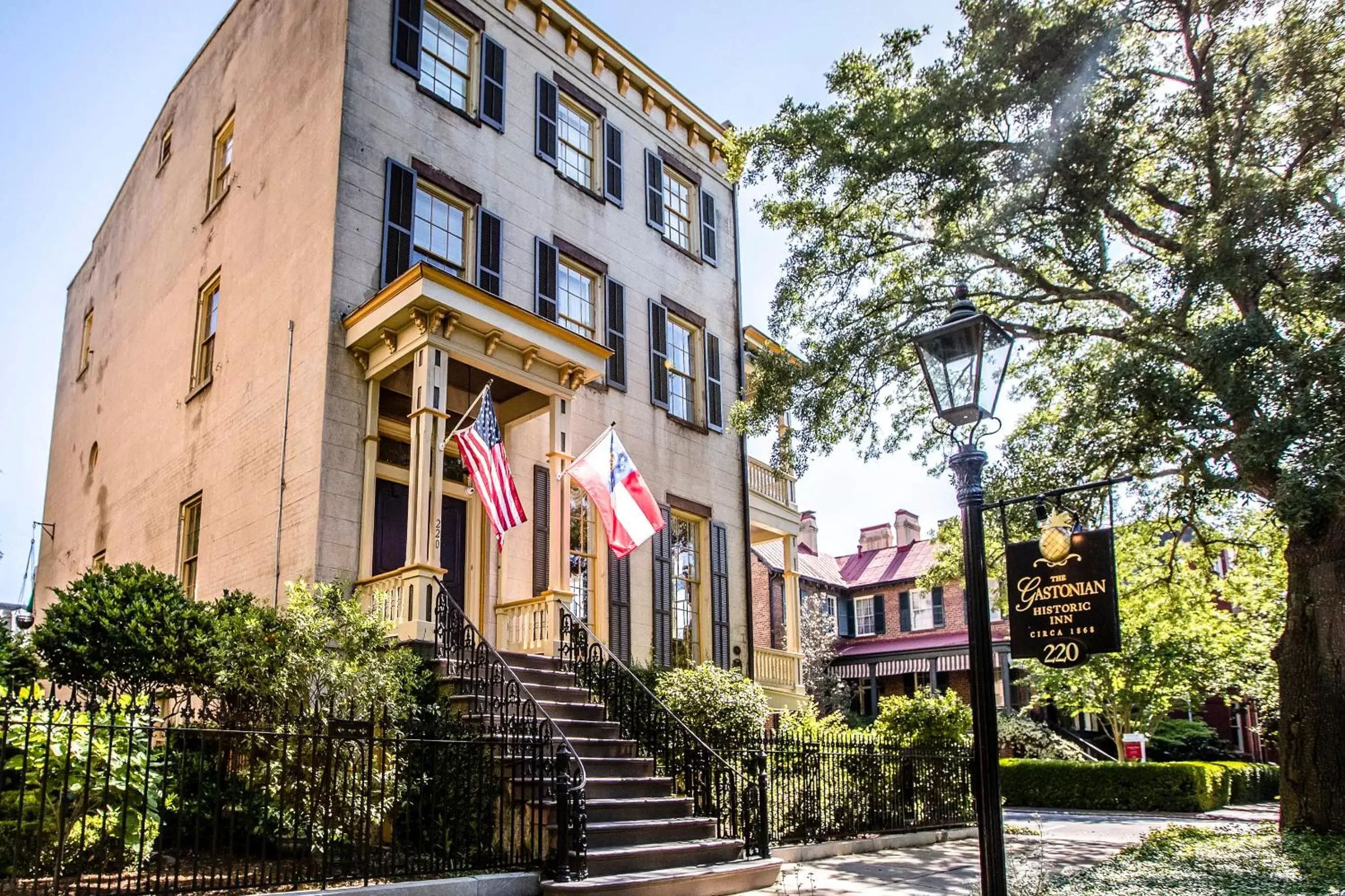 Property Building in The Gastonian, Historic Inns of Savannah Collection