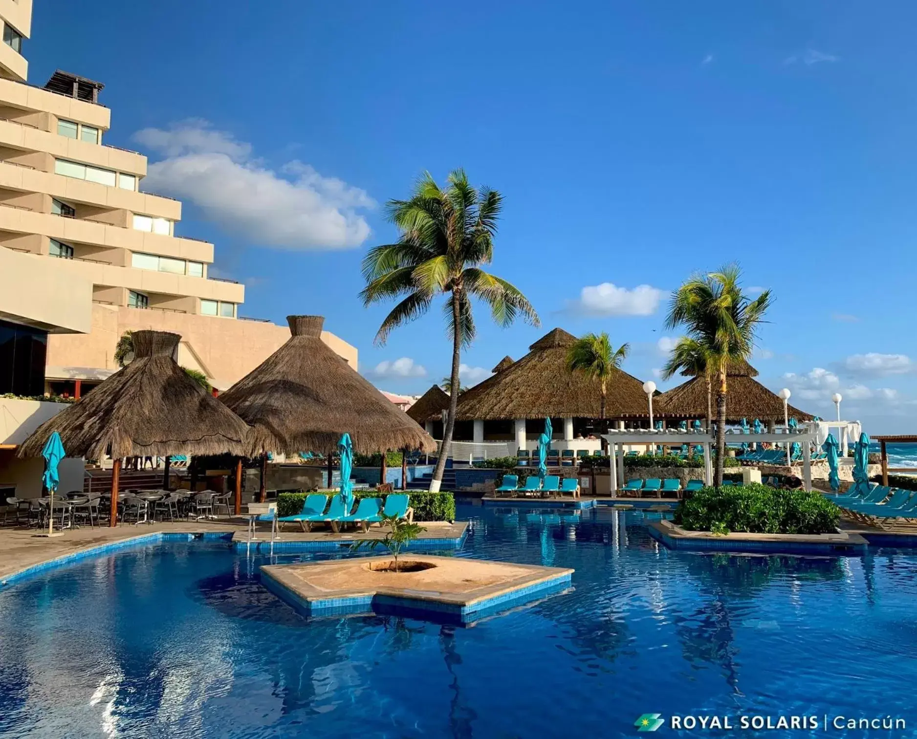 Swimming Pool in Royal Solaris Cancun-All Inclusive