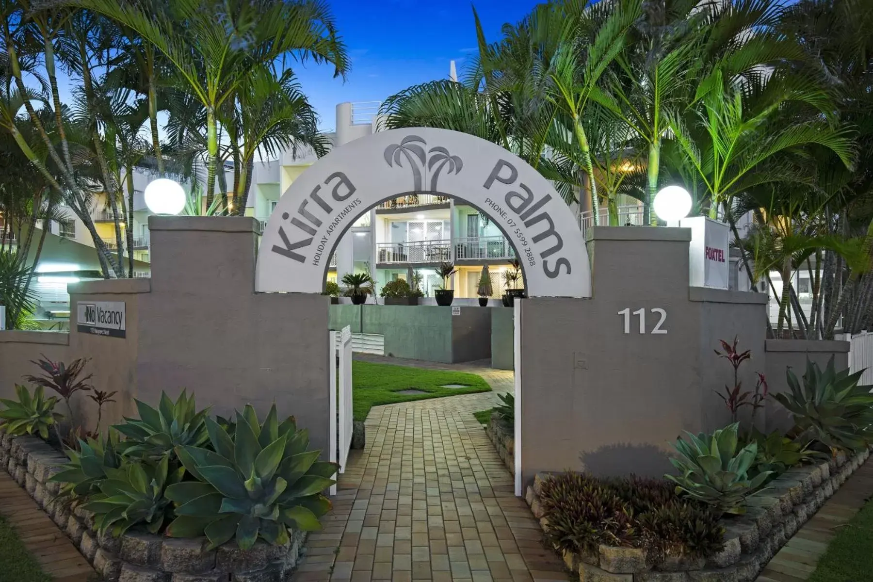 Facade/entrance, Property Building in Kirra Palms Holiday Apartments