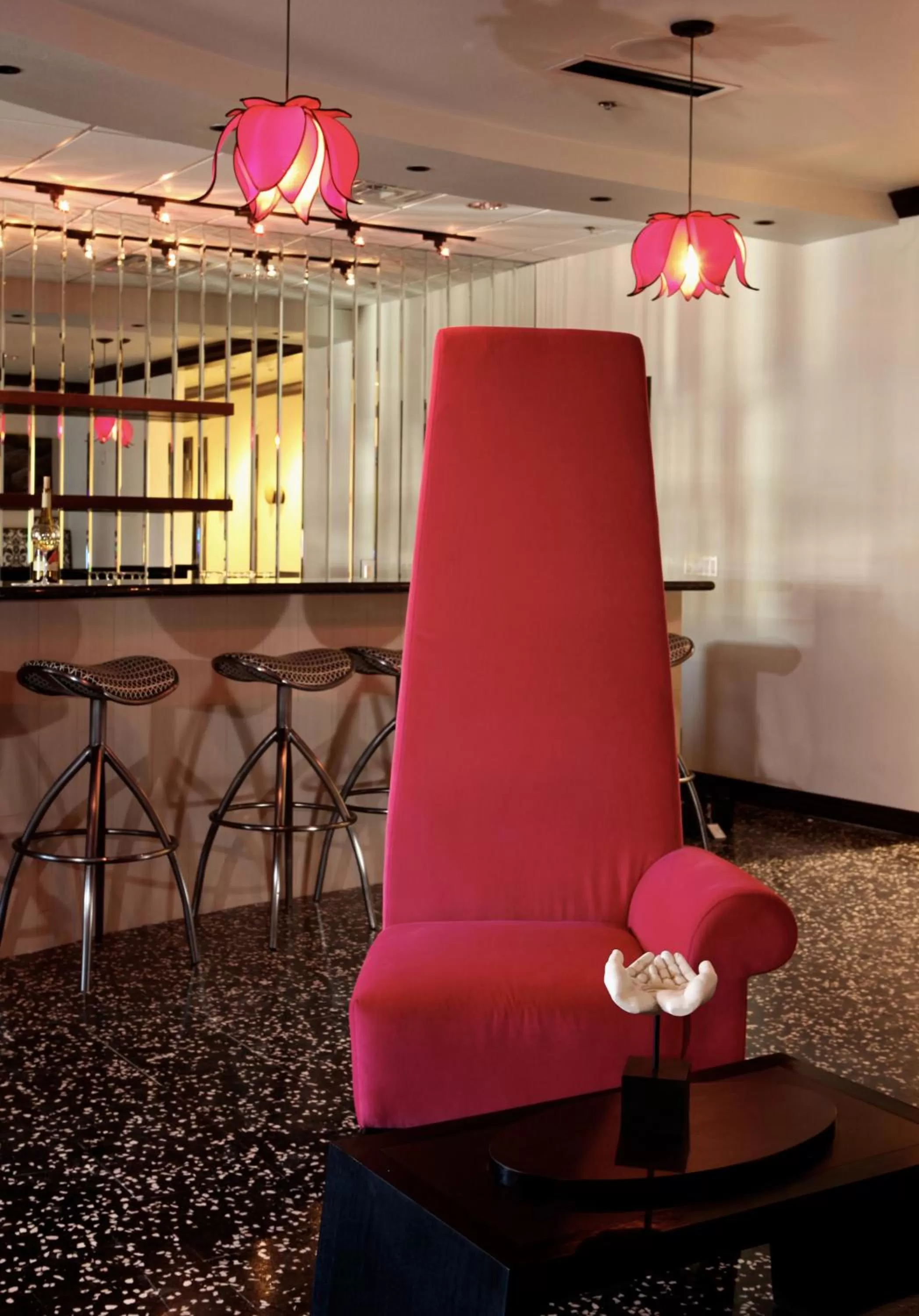 Lounge or bar in Hawthorn Suites by Wyndham Lubbock