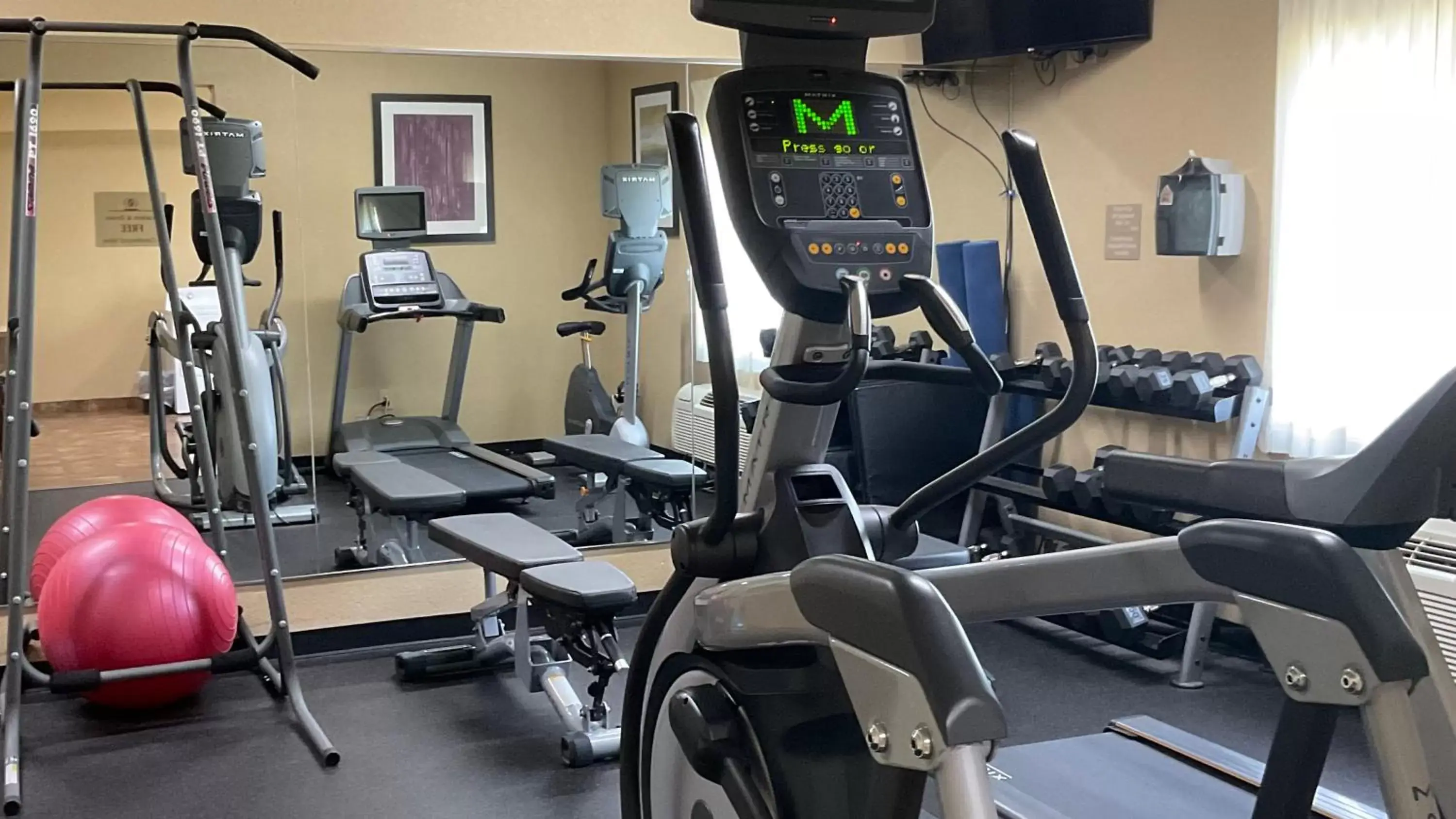 Fitness centre/facilities, Fitness Center/Facilities in Candlewood Suites St. Robert, an IHG Hotel