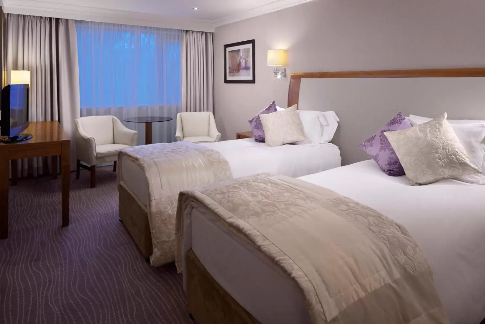 Bedroom, Bed in Salthill Hotel