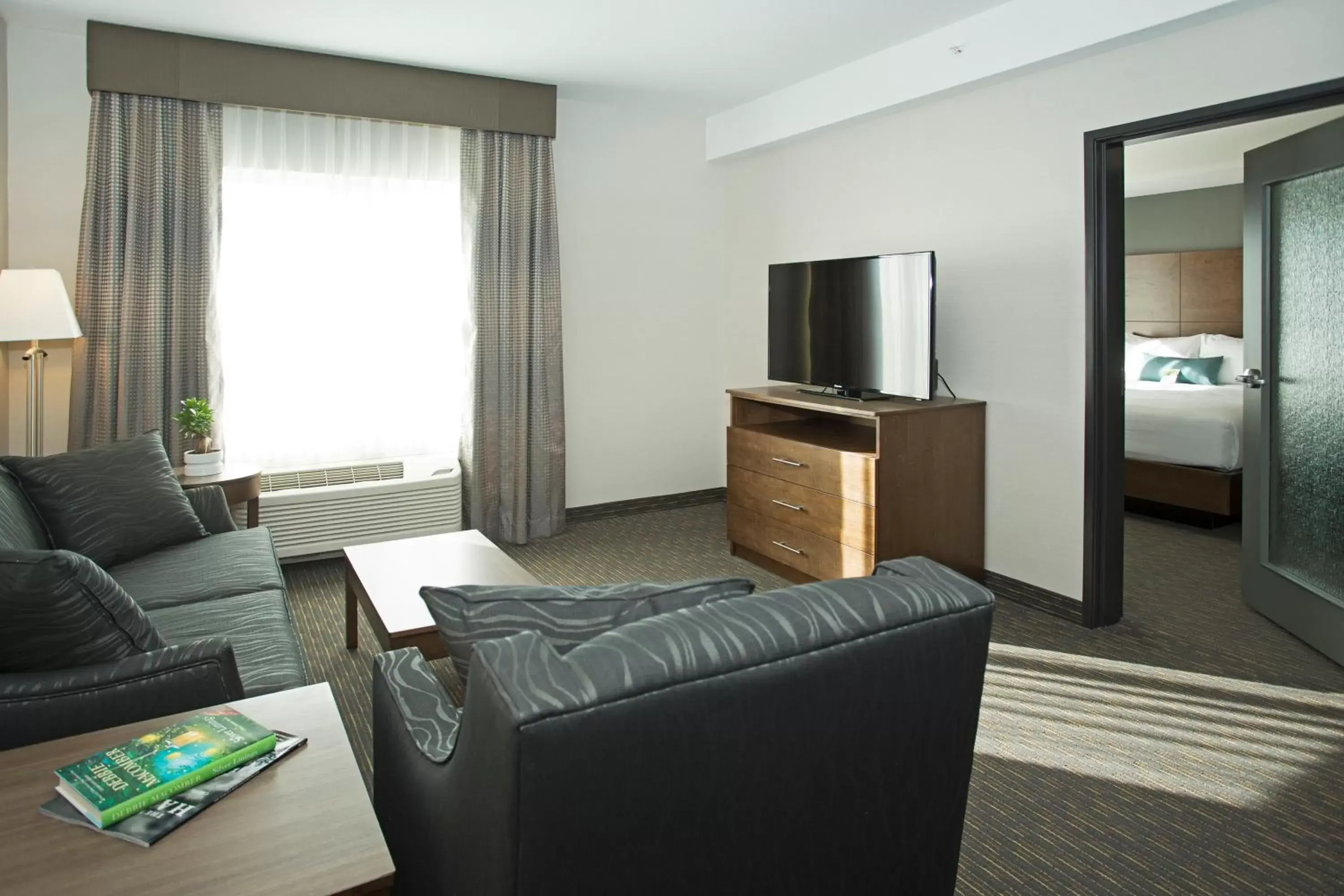 TV and multimedia, TV/Entertainment Center in Wingate by Wyndham Calgary Airport