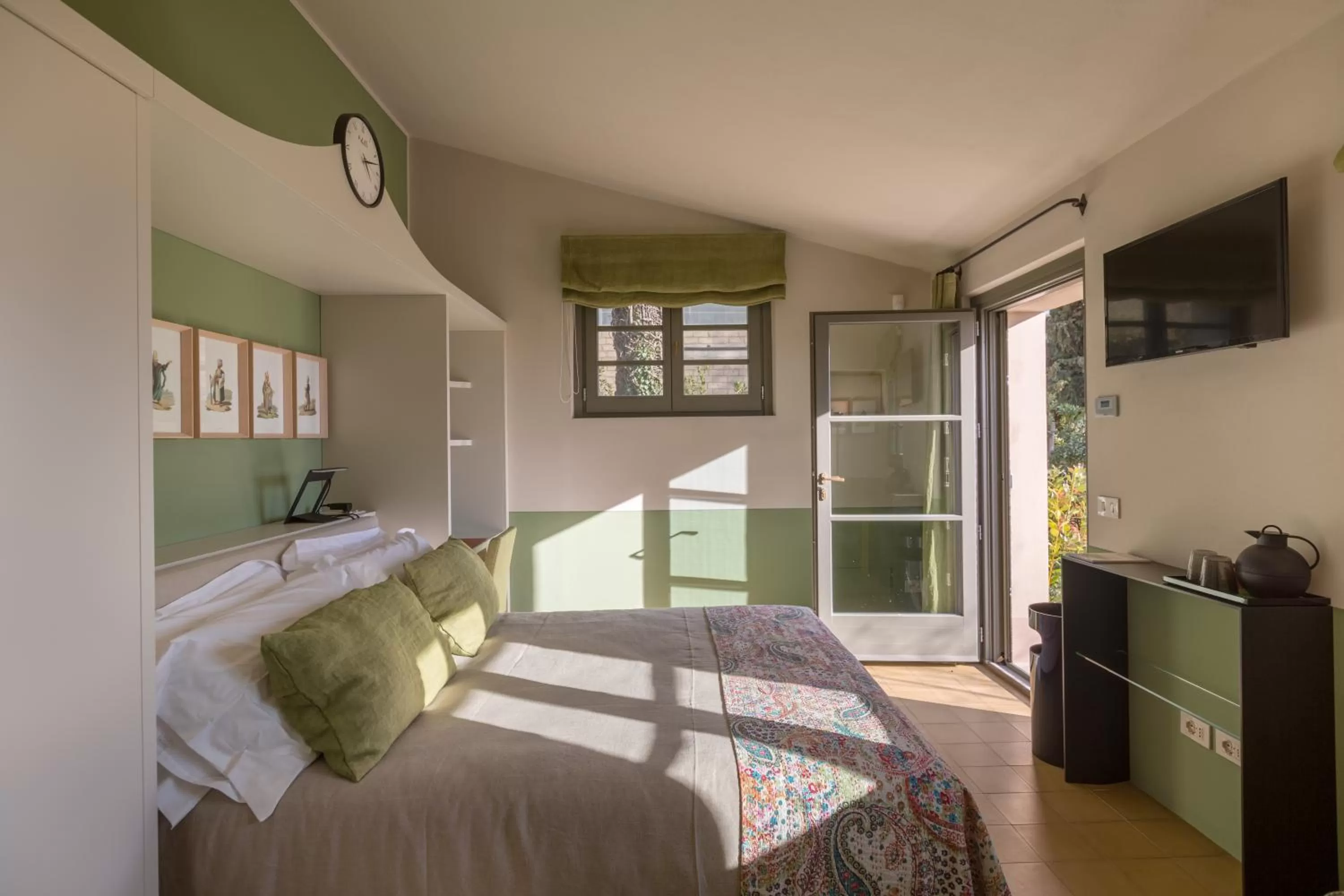 Photo of the whole room, Bed in A440 in Tuscany