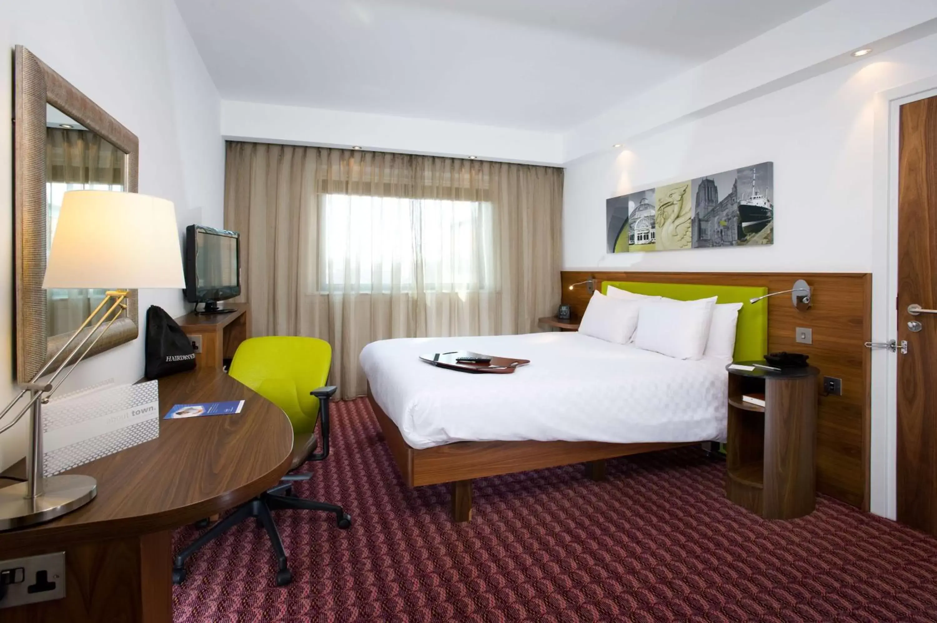 Bed in Hampton By Hilton Liverpool City Centre