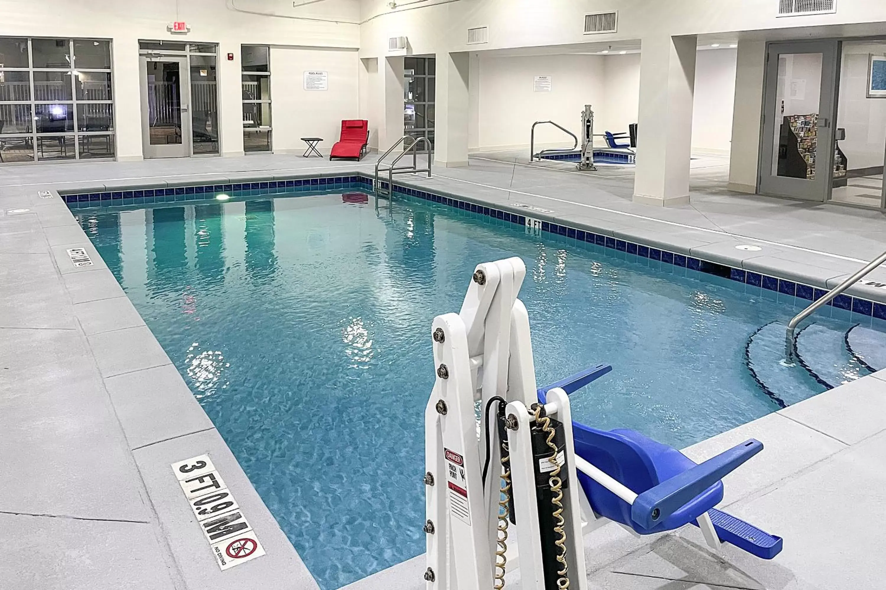 Swimming pool in Wingate by Wyndham Panama City Area Lynn Haven Swimming pool in Wingate by Wyndham Panama City Area Lynn Haven