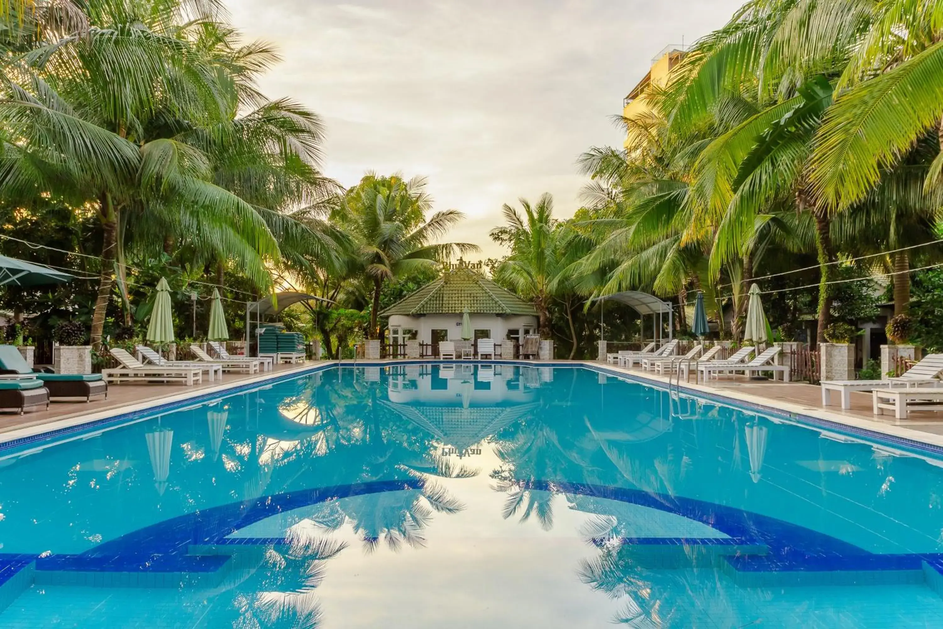 Swimming Pool in Phu Van Resort & Spa