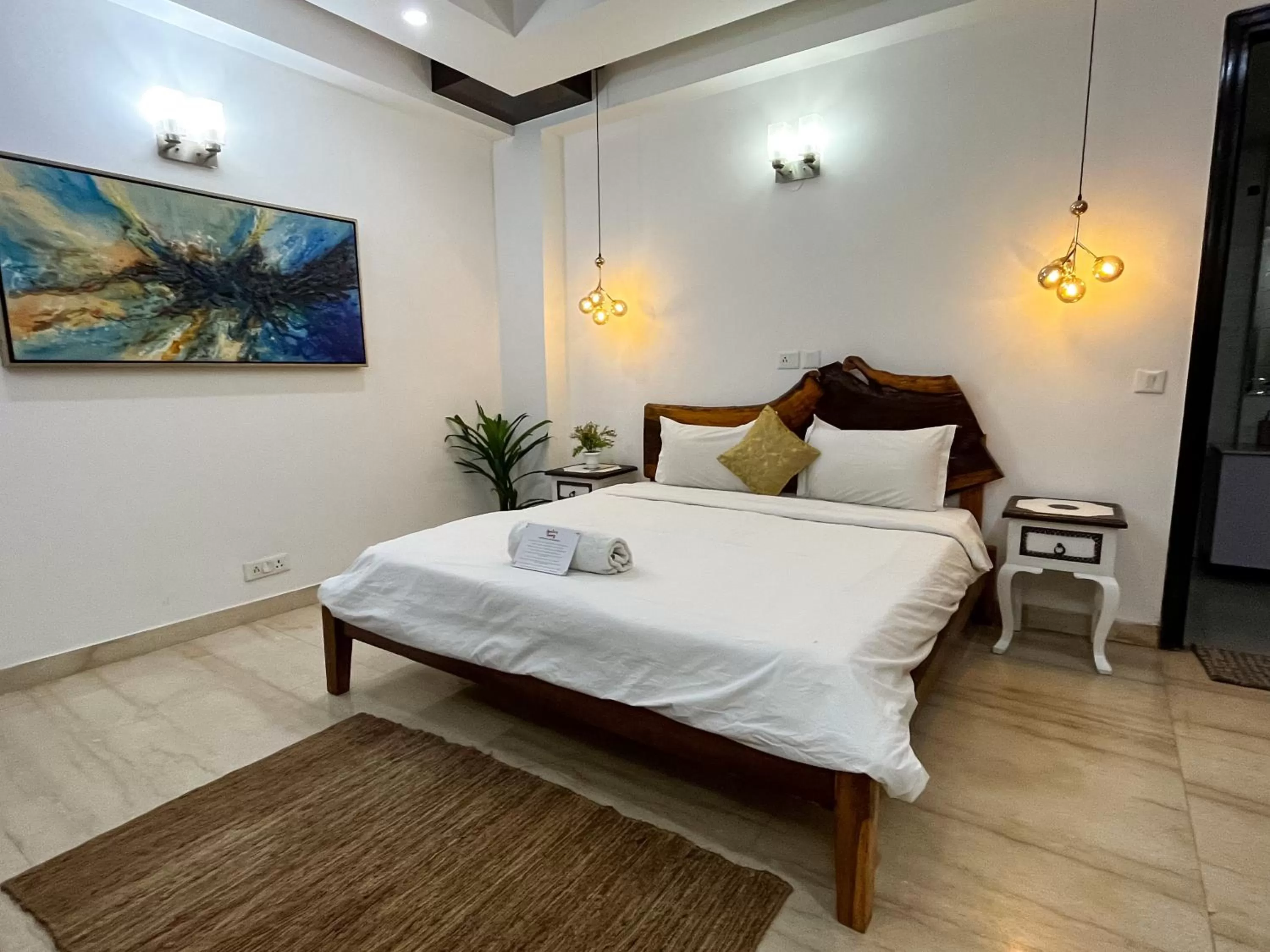 Bed in Avatar Living @Safdarjung Enclave