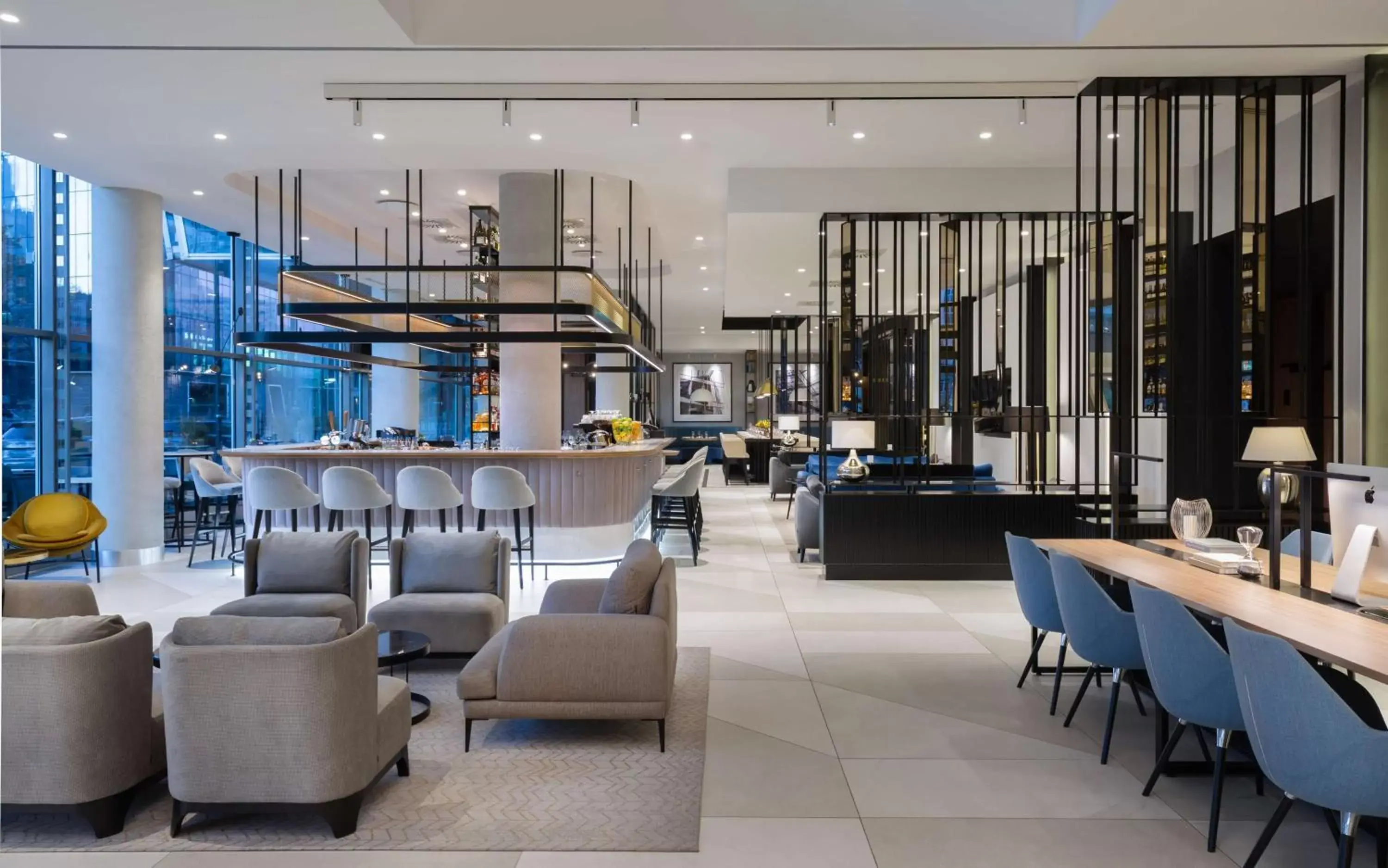 Restaurant/places to eat, Lounge/Bar in Radisson Collection Hotel, Warsaw