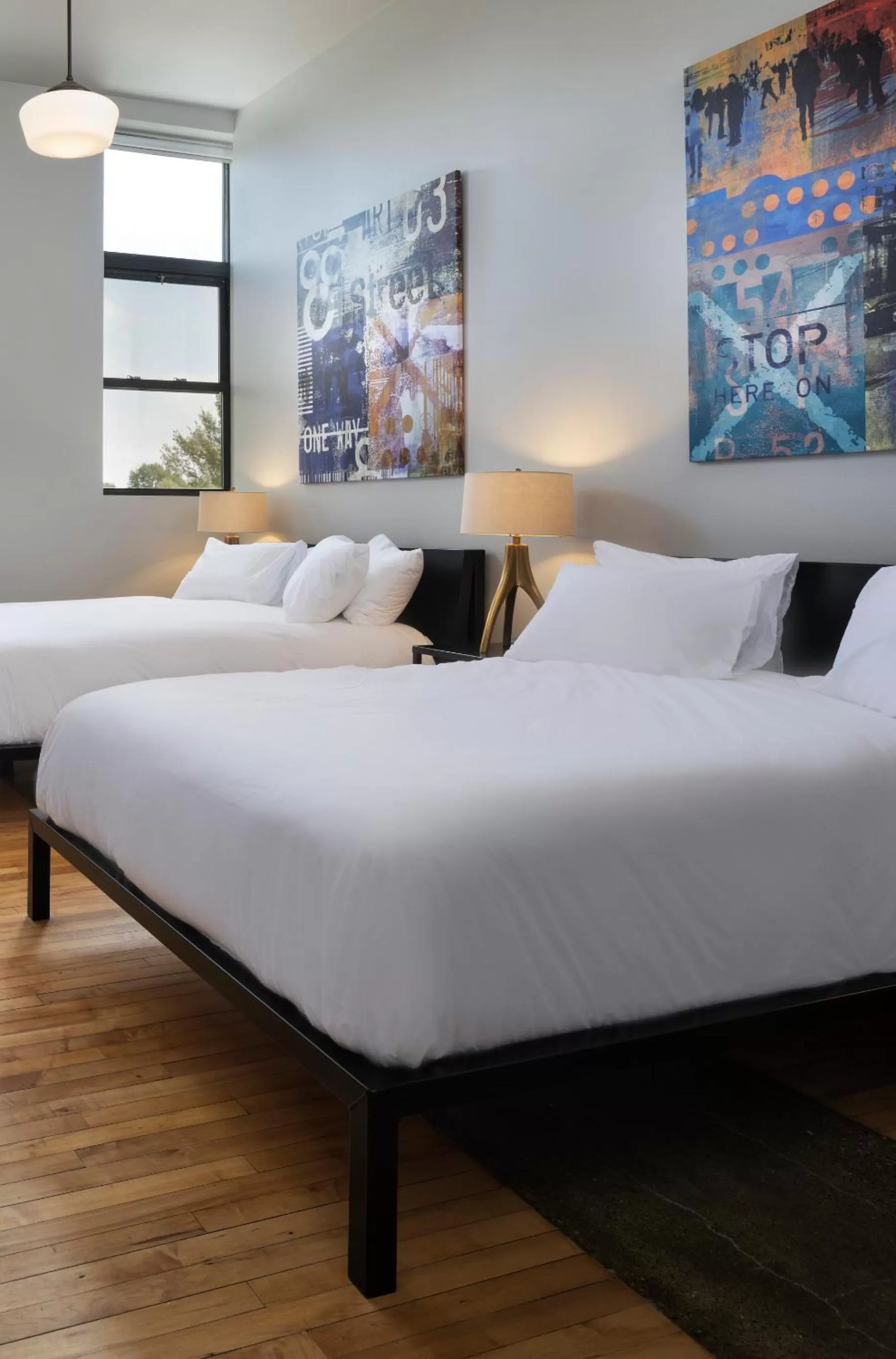 Photo of the whole room, Bed in Hotel Grinnell, Ascend Hotel Collection