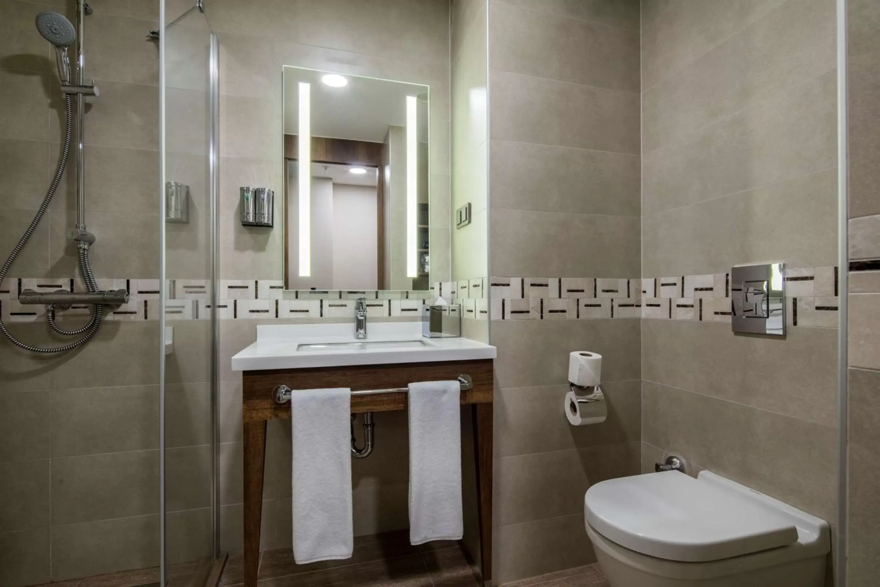 Bathroom in Hampton by Hilton Canakkale Gelibolu