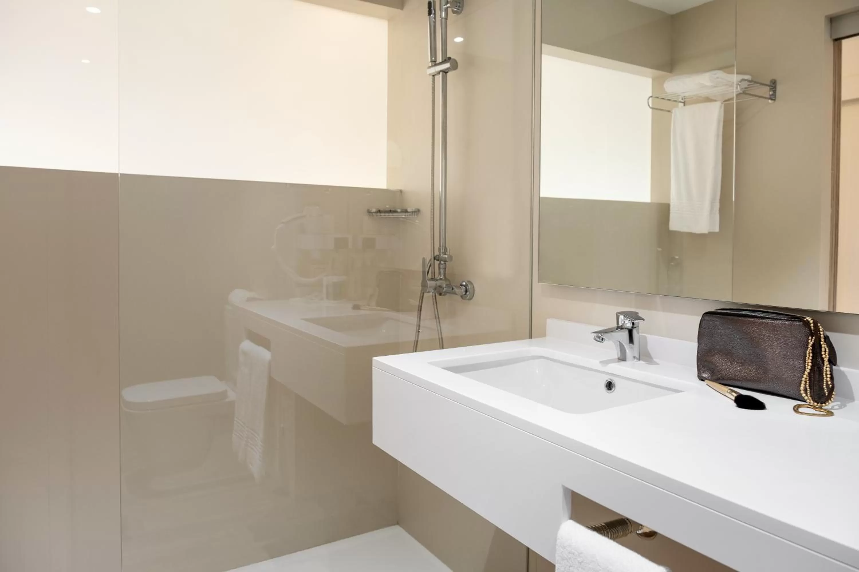 Shower in Playa Park Zensation