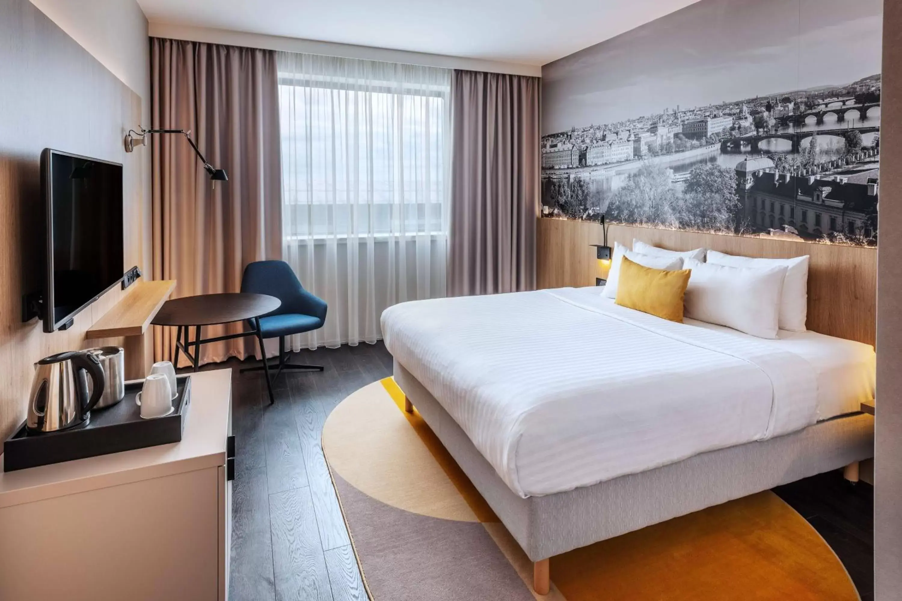 Photo of the whole room, Bed in Courtyard by Marriott Prague Airport