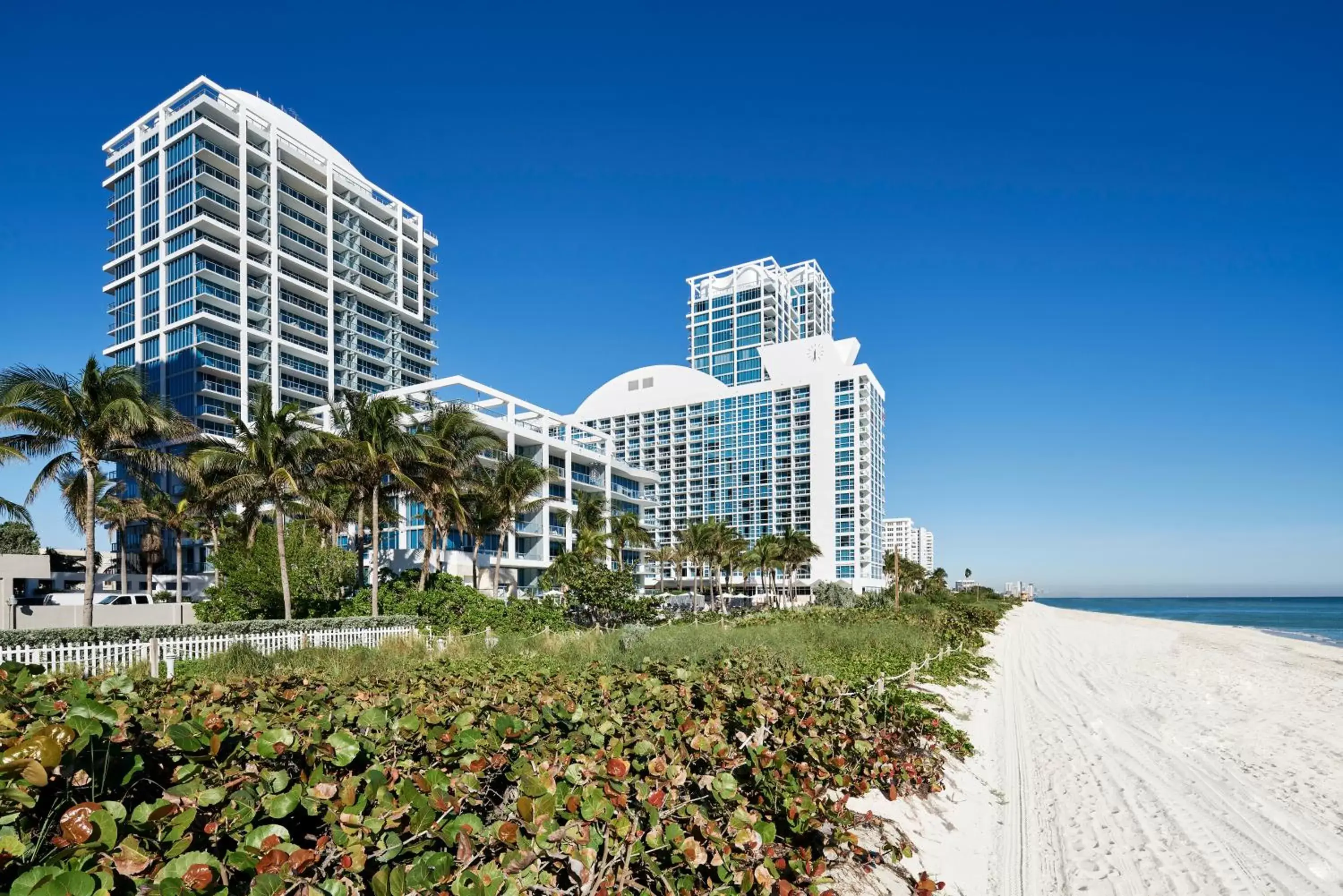 Beach, Property Building in Carillon Miami Wellness Resort