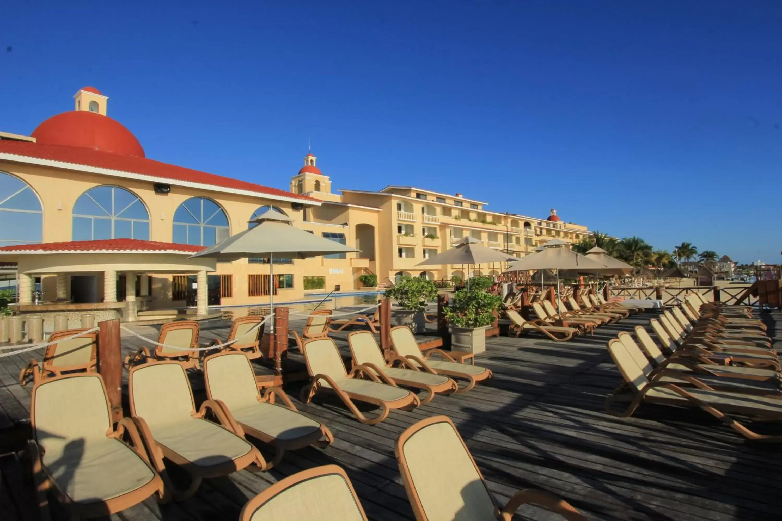 Balcony/Terrace, Property Building in All Ritmo Cancun Resort & Water Park