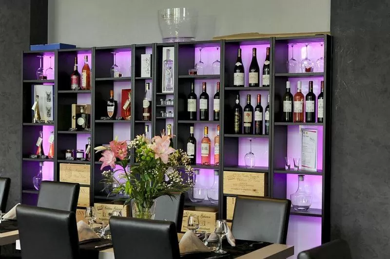 Restaurant/places to eat in Hôtel Restaurant de l'Ecu