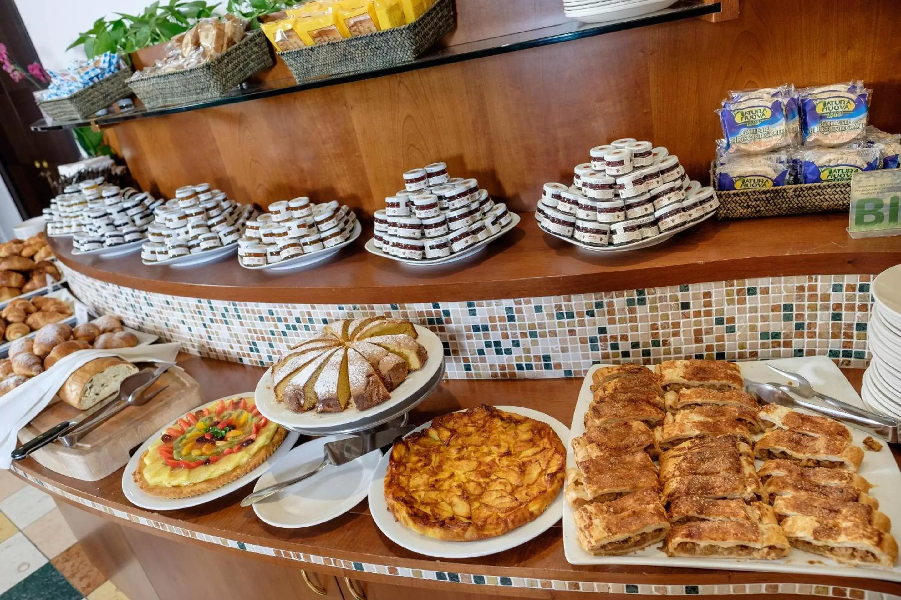 Buffet breakfast, Food in Hotel Villa Malaspina