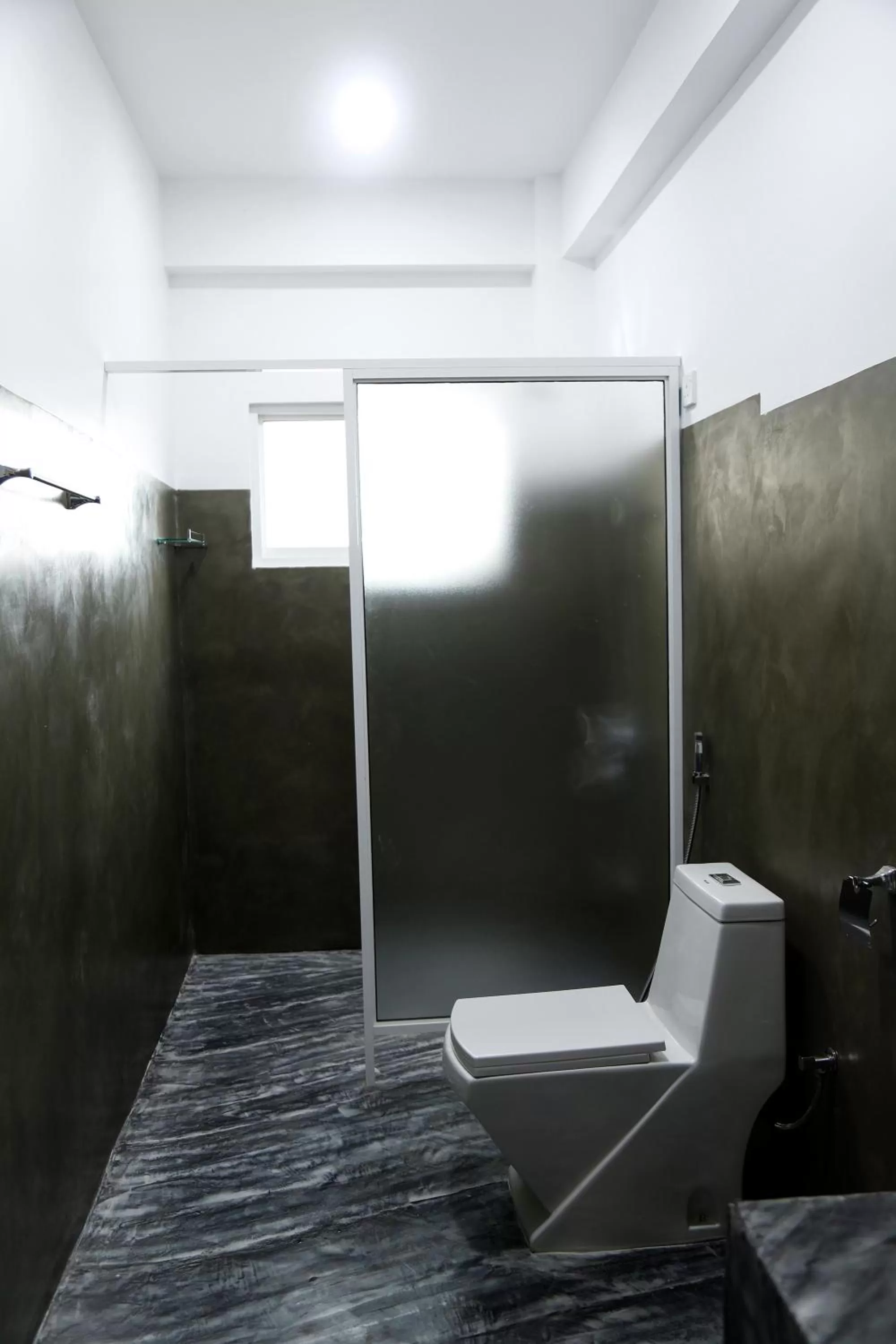 Bathroom in 4 Aces Ella