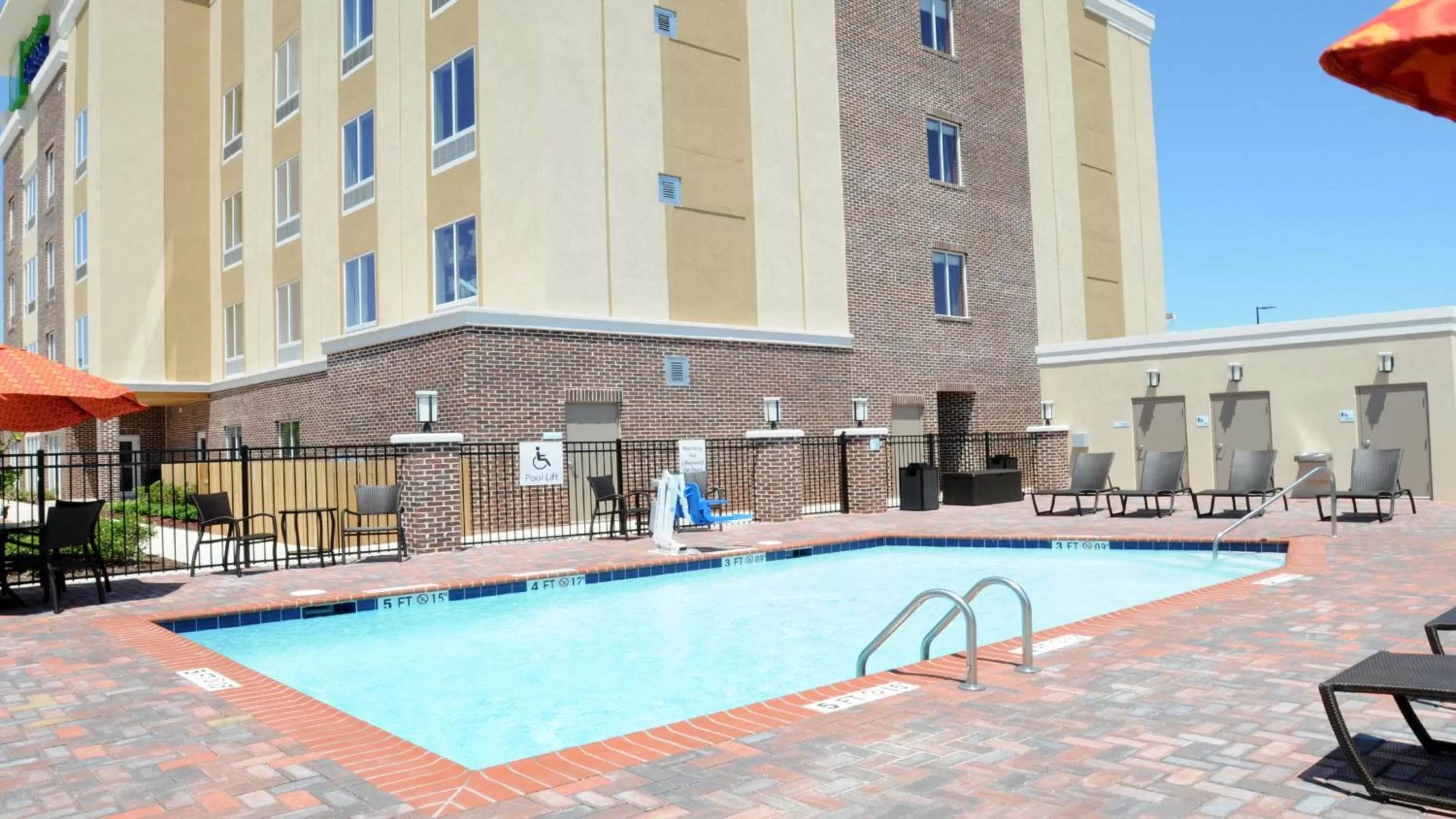 Swimming pool in Holiday Inn Express Covington-Madisonville by IHG